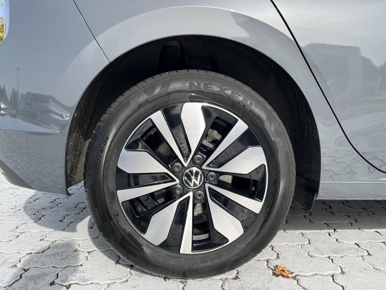 Golf VIII 1.5 TSI Move (LEDPlus+NAVI+RearVieW+APP)