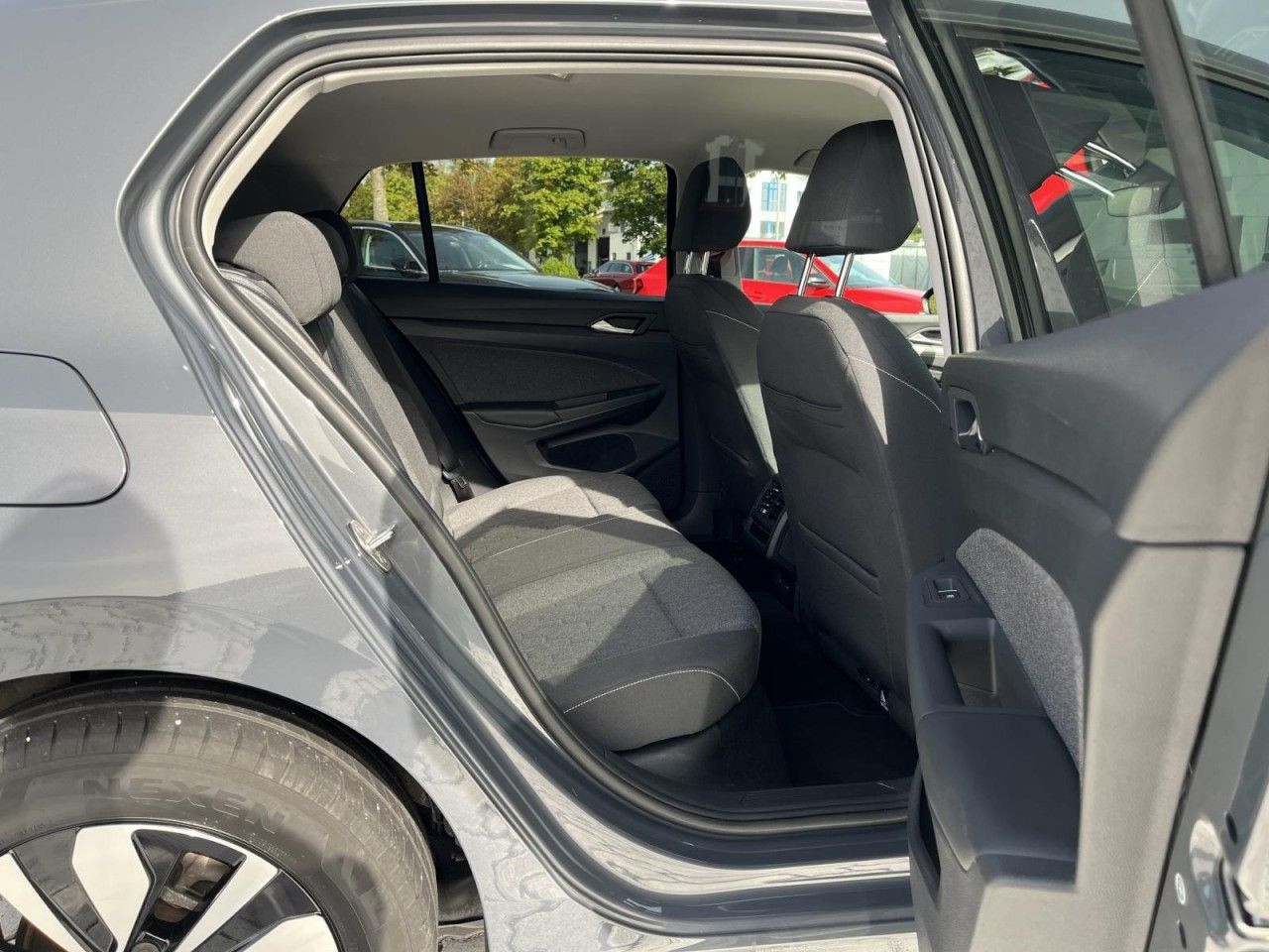 Golf VIII 1.5 TSI Move (LEDPlus+NAVI+RearVieW+APP)