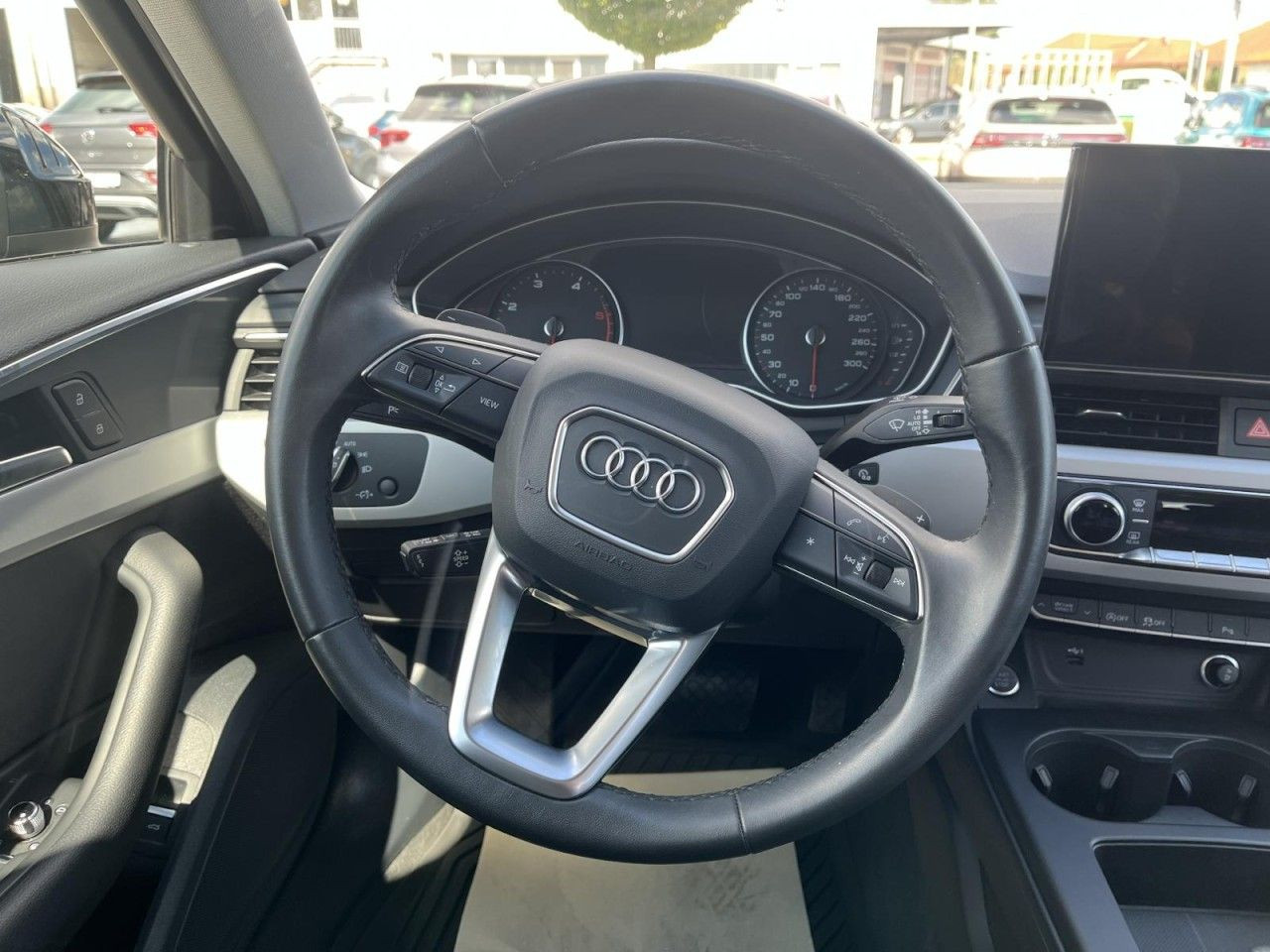 A4 Avant 40 TDI quattro S tronic (Navi, LED, AHK)