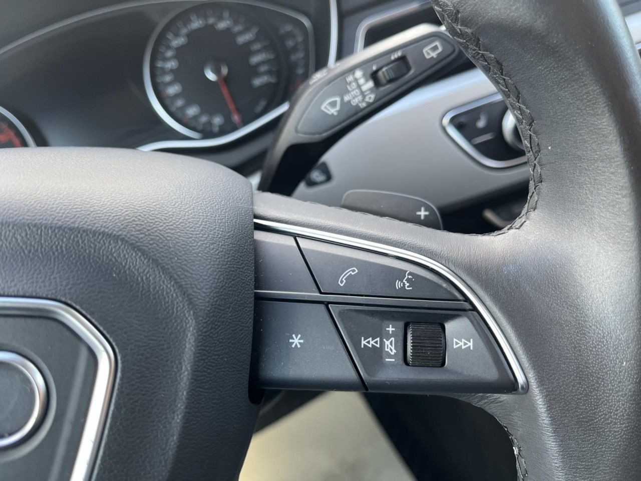 A4 Avant 40 TDI quattro S tronic (Navi, LED, AHK)