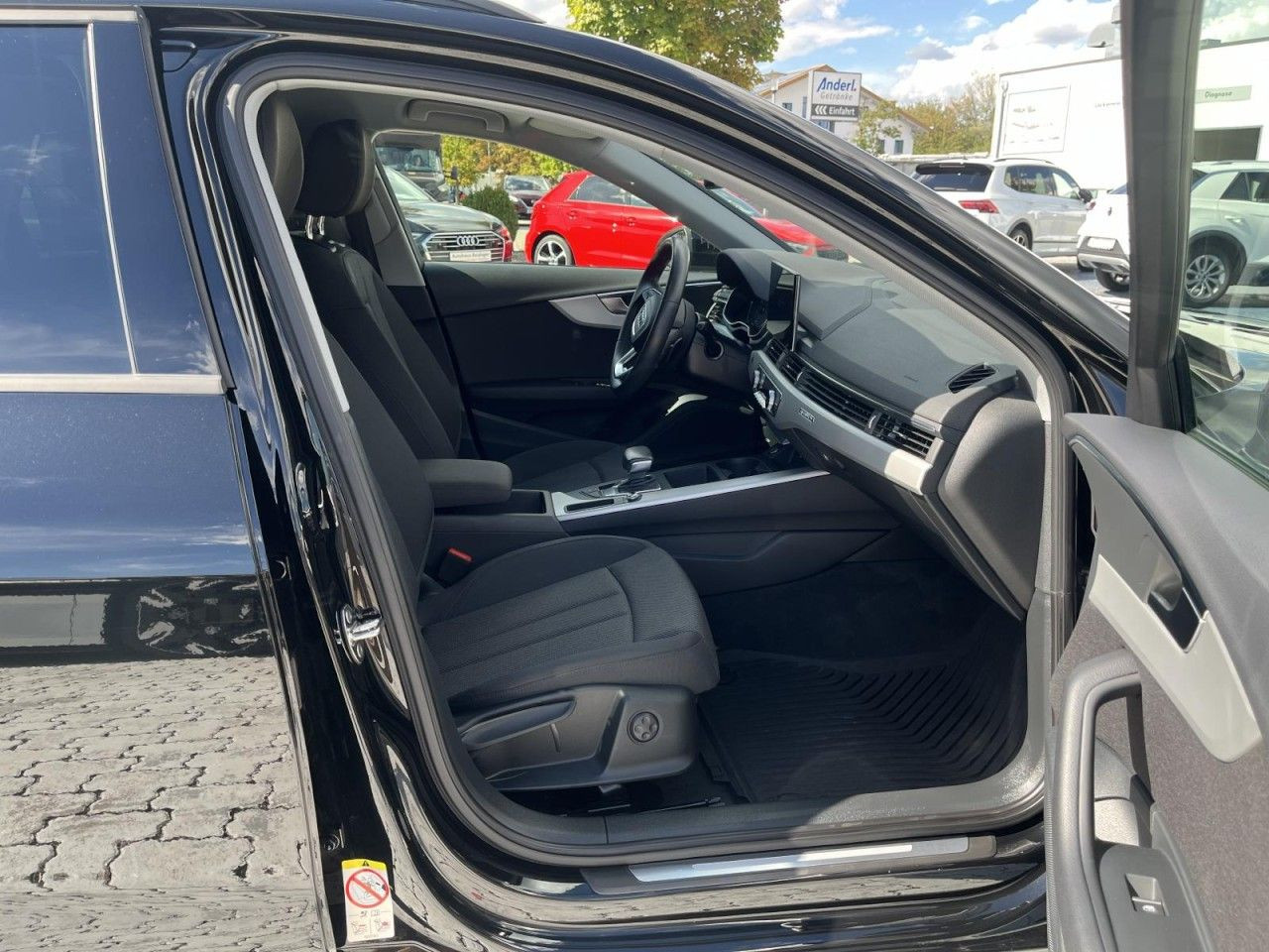 A4 Avant 40 TDI quattro S tronic (Navi, LED, AHK)