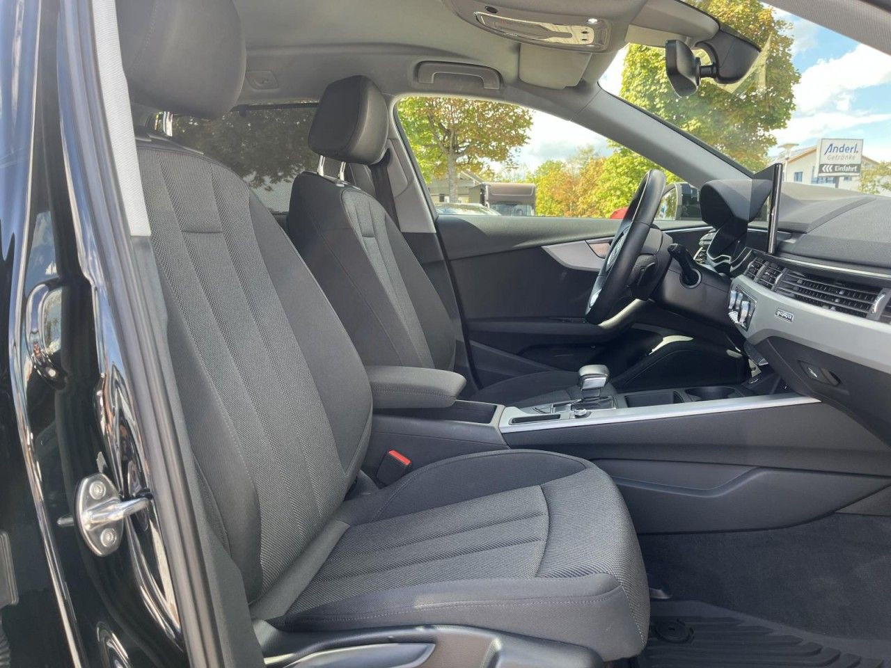 A4 Avant 40 TDI quattro S tronic (Navi, LED, AHK)