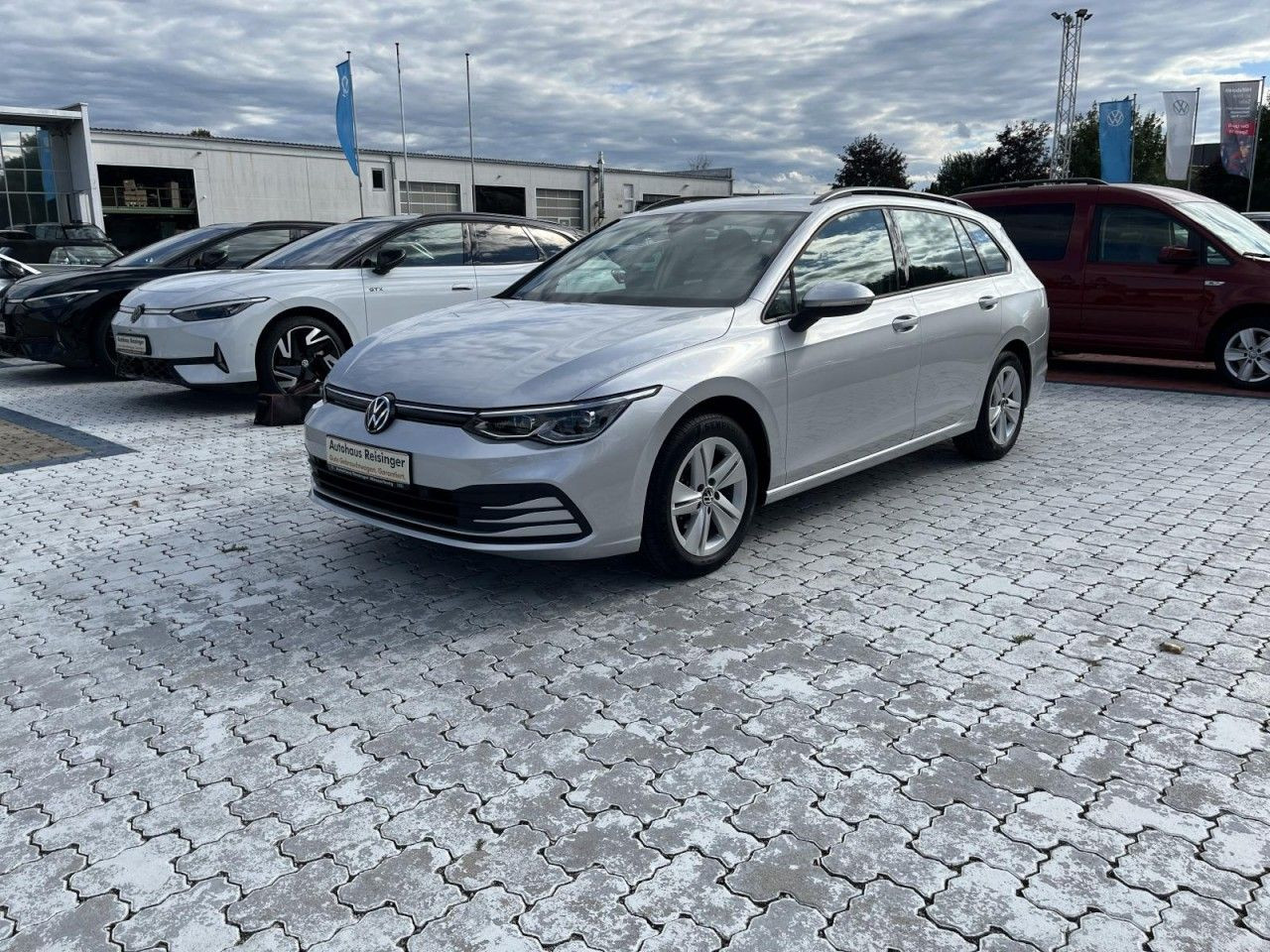 Golf VIII Variant 1.5 eTSI Life DSG (LEDPlus+NAVI+APP+ACC)