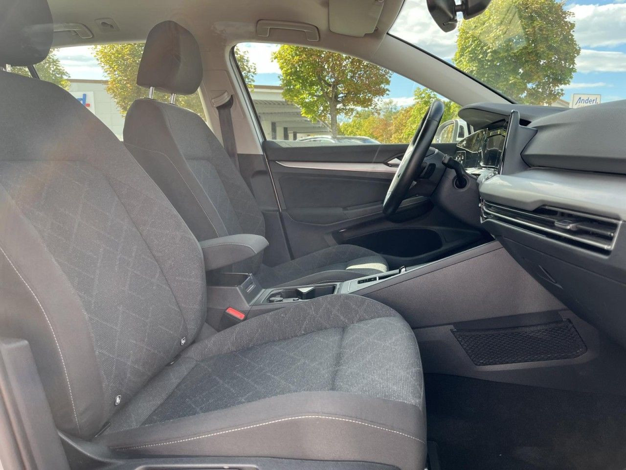 Golf VIII Variant 1.5 eTSI Life DSG (LEDPlus+NAVI+APP+ACC)