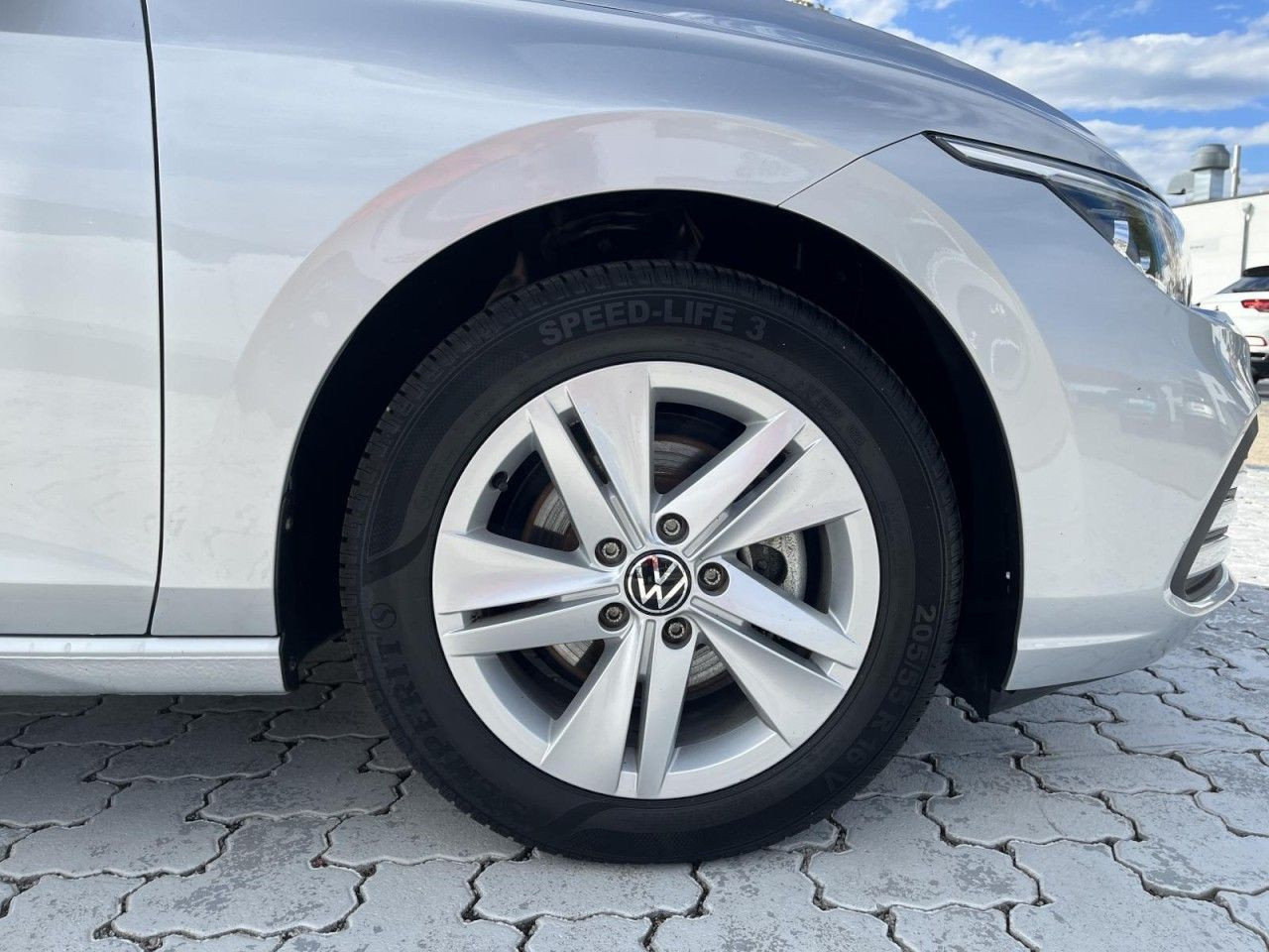 Golf VIII Variant 1.5 eTSI Life DSG (LEDPlus+NAVI+APP+ACC)