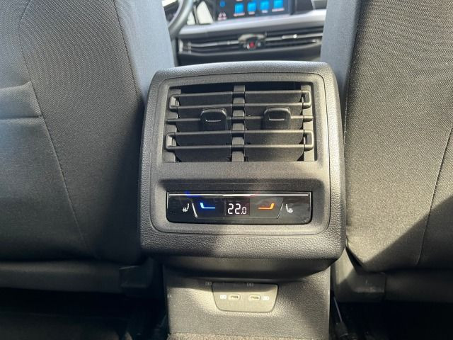 Golf VIII Variant 1.5 e TSI Active DSG (AHK+Standh.+Navi+LED)