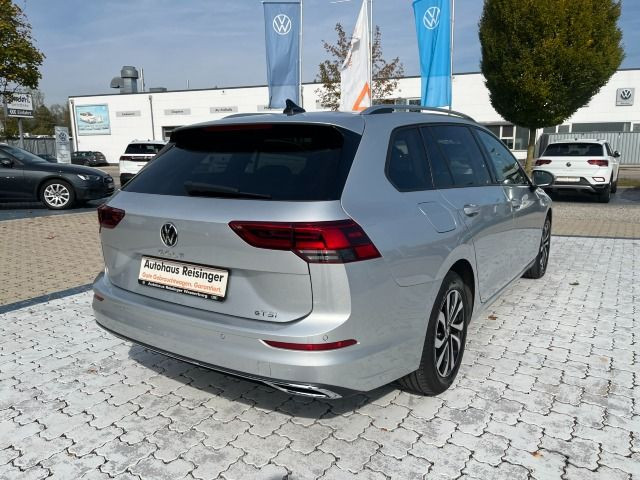 Golf VIII Variant 1.5 e TSI Active DSG (AHK+Standh.+Navi+LED)