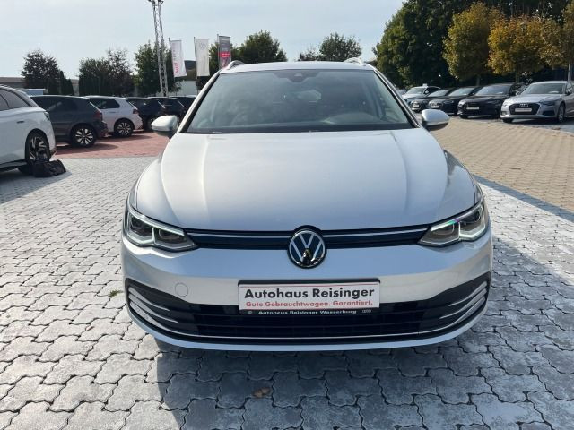 Golf VIII Variant 1.5 e TSI Active DSG (AHK+Standh.+Navi+LED)