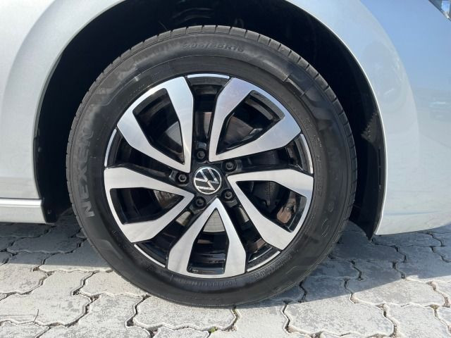 Golf VIII Variant 1.5 e TSI Active DSG (AHK+Standh.+Navi+LED)