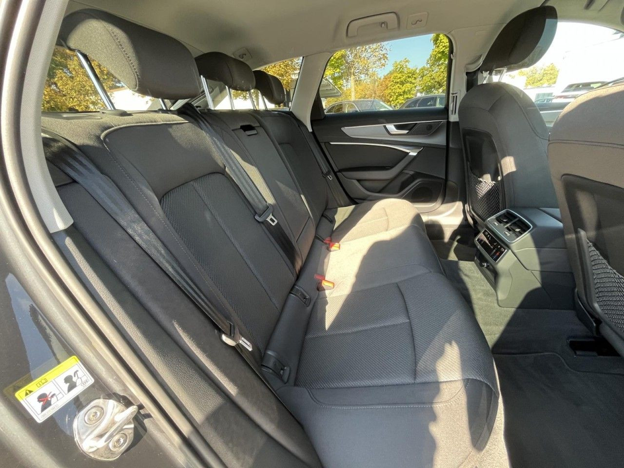 A6 Avant 40 TDI quattro S tronic (LED+ACC+AHK)