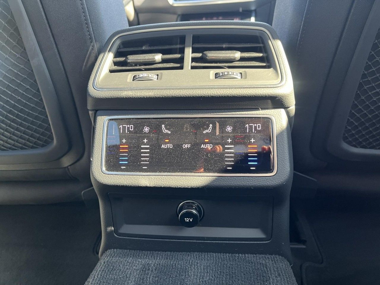 A6 Avant 40 TDI quattro S tronic (LED+ACC+AHK)