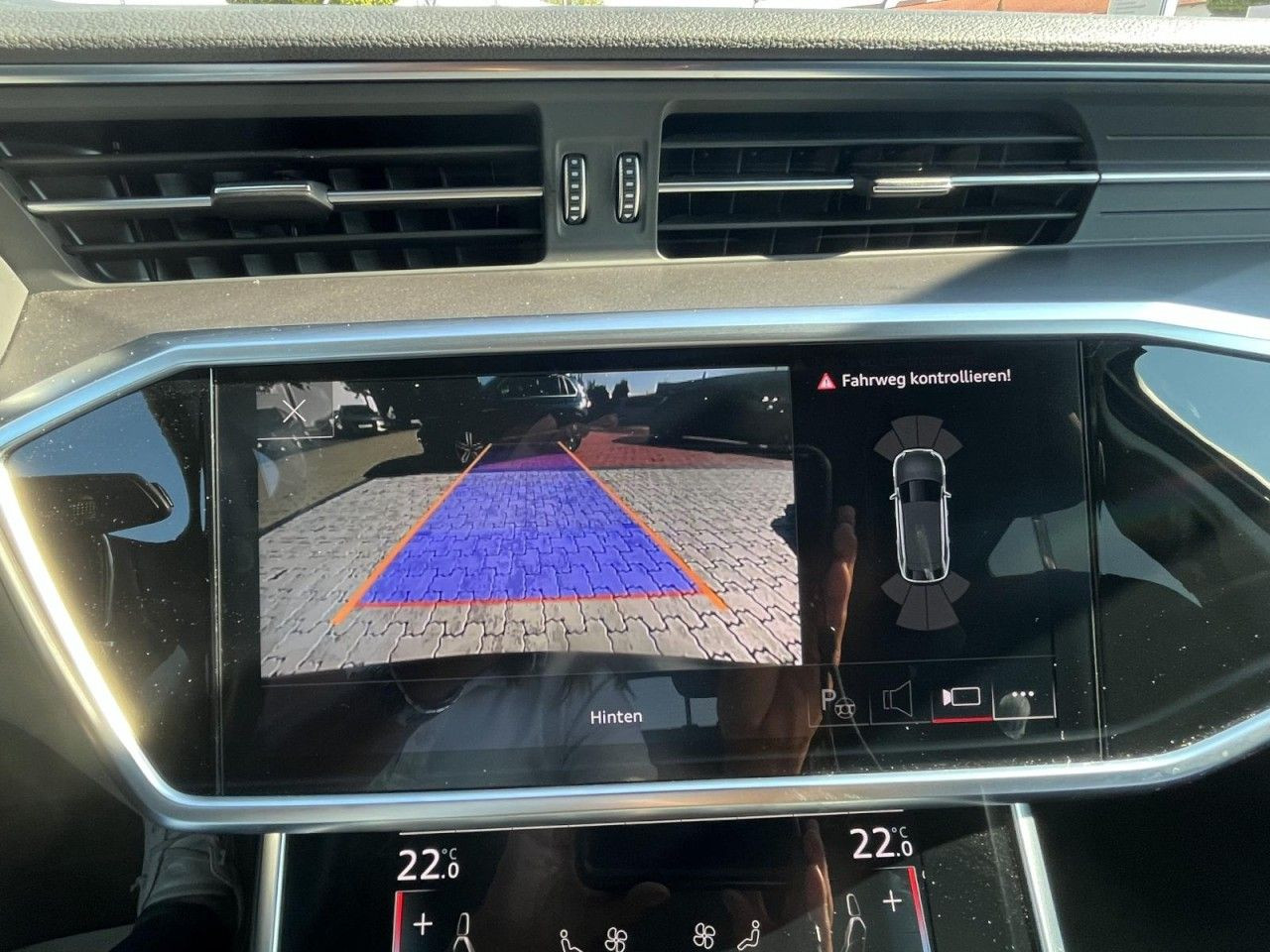 A6 Avant 40 TDI quattro S tronic (LED+ACC+AHK)
