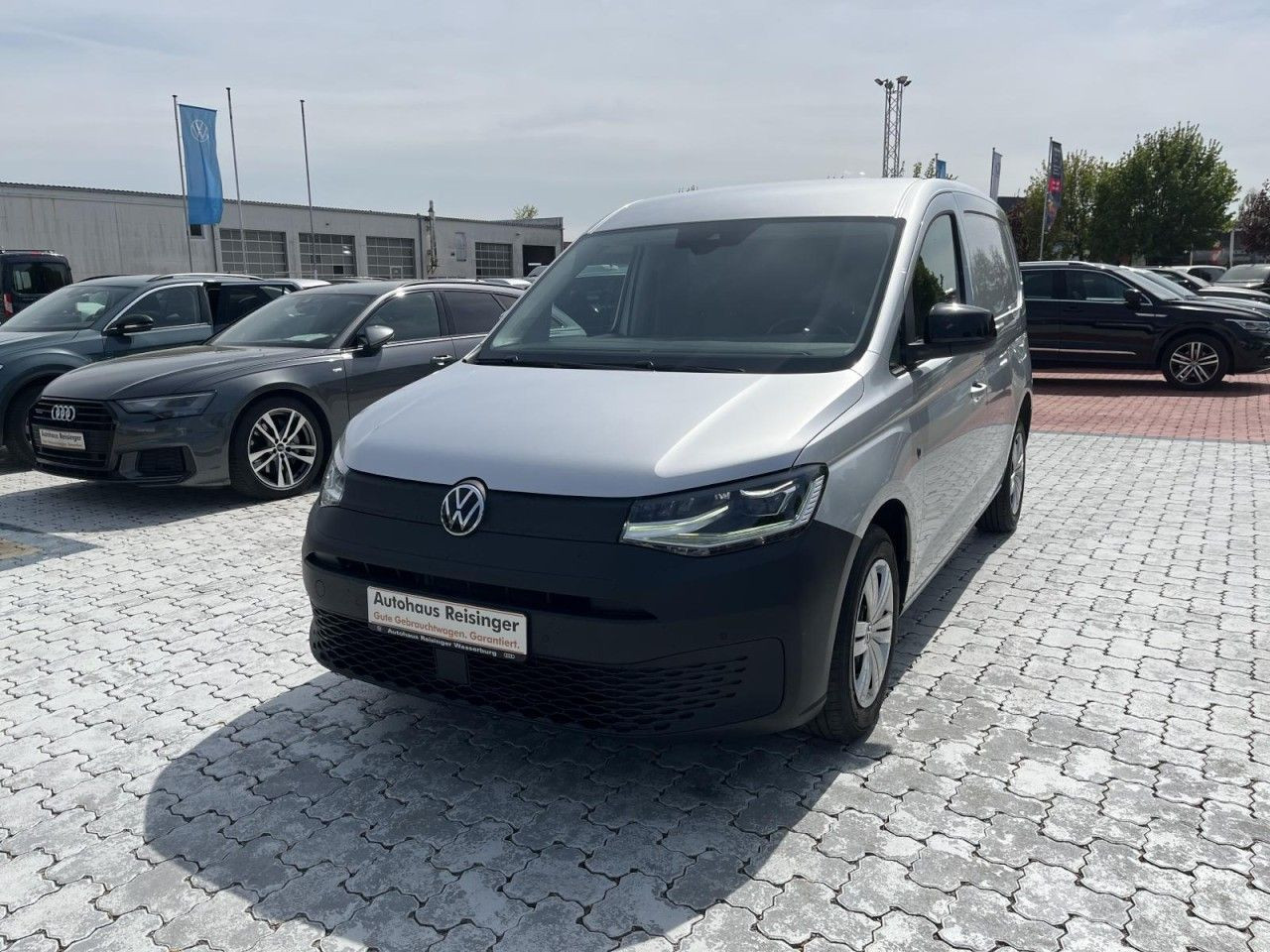 Caddy Cargo 2.0 TDI DSG (Sthzg., LED, Navi)