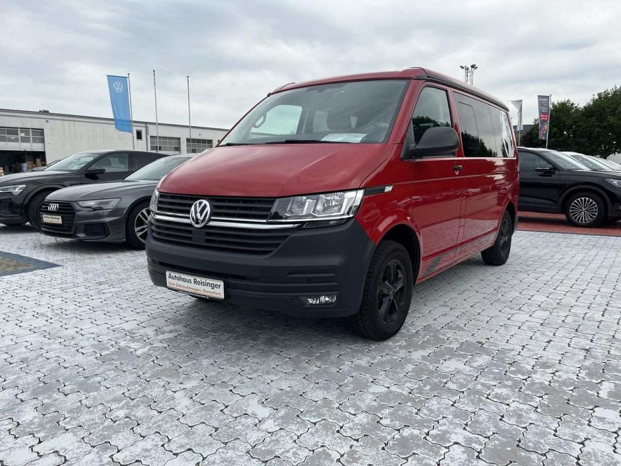 Transporter Kombi Smart Tourer 2,0 DSG TDI (Aufstelldach+Küche)