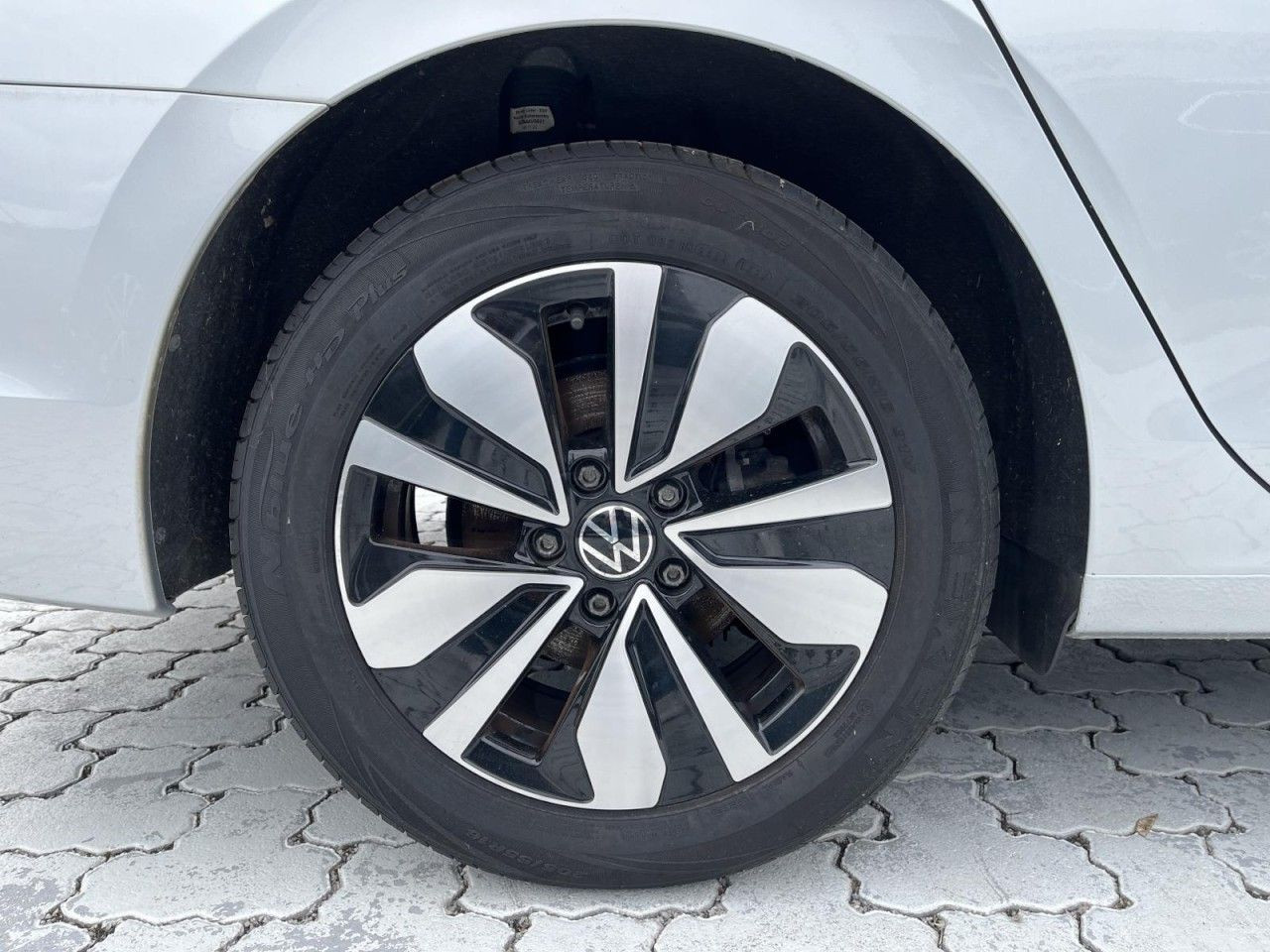 Golf VIII Variant 1.5 TSI Move (LED+NAVI+APP+Standh.)