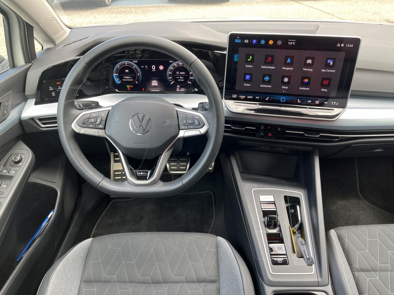 Golf VIII GOAL 2.0 TDI DSG (LEDPlus+NAVI+APP+AHK+ACC+RearView)