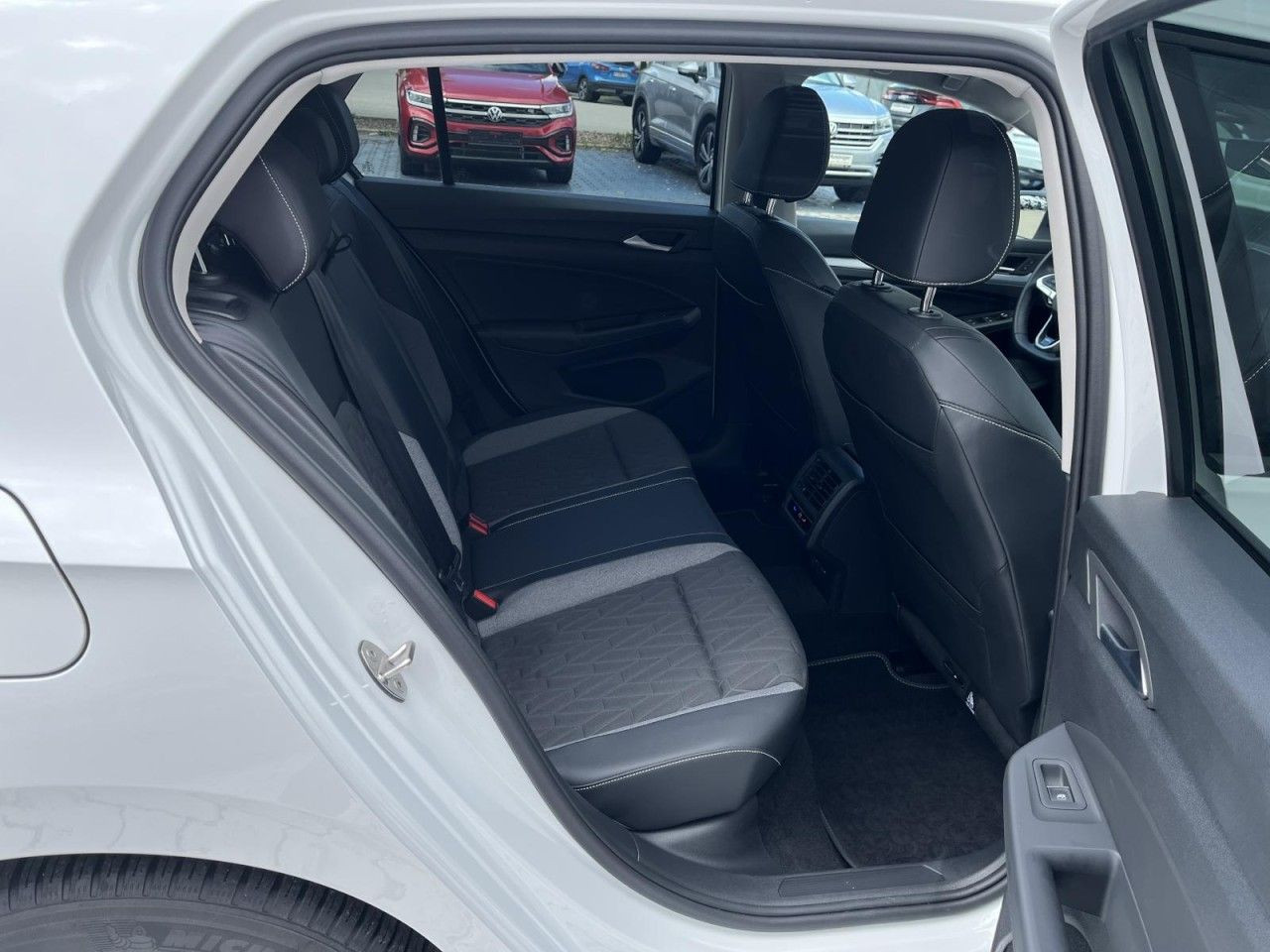 Golf VIII GOAL 2.0 TDI DSG (LEDPlus+NAVI+APP+AHK+ACC+RearView)