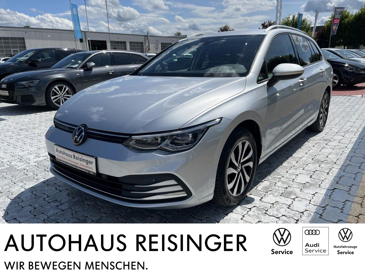 Golf VIII Variant 1,5 TSI Active (NAVI+LED+APP+SH+Standh.)