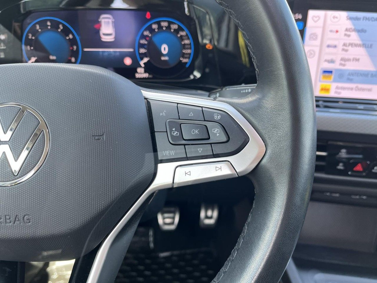 Golf VIII Variant 1,5 TSI Active (NAVI+LED+APP+SH+Standh.)