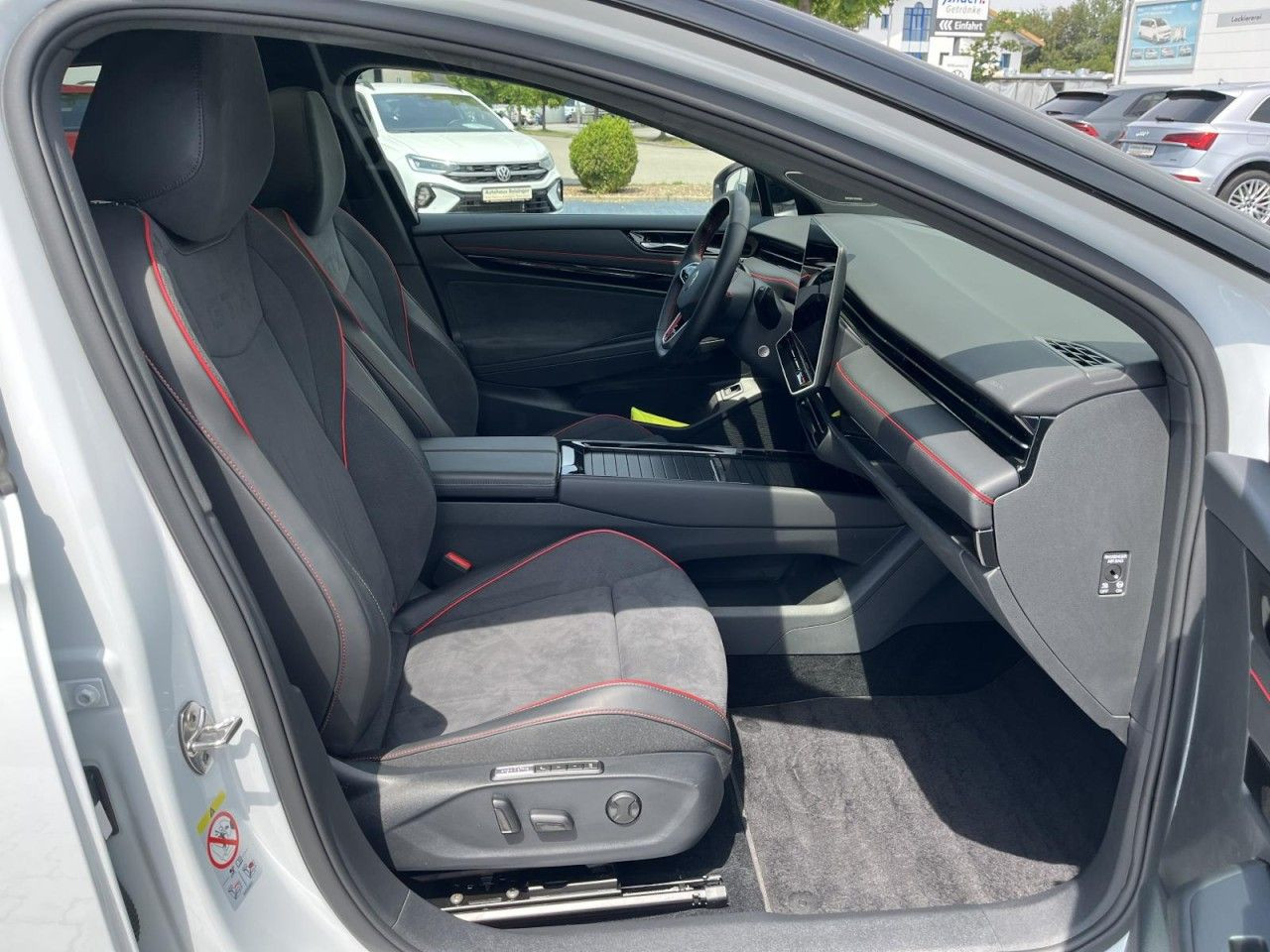 ID.7 Tourer GTX 4Motion (LED+NAVI+IQDrive+APP+ACC+AHK+Panorama)