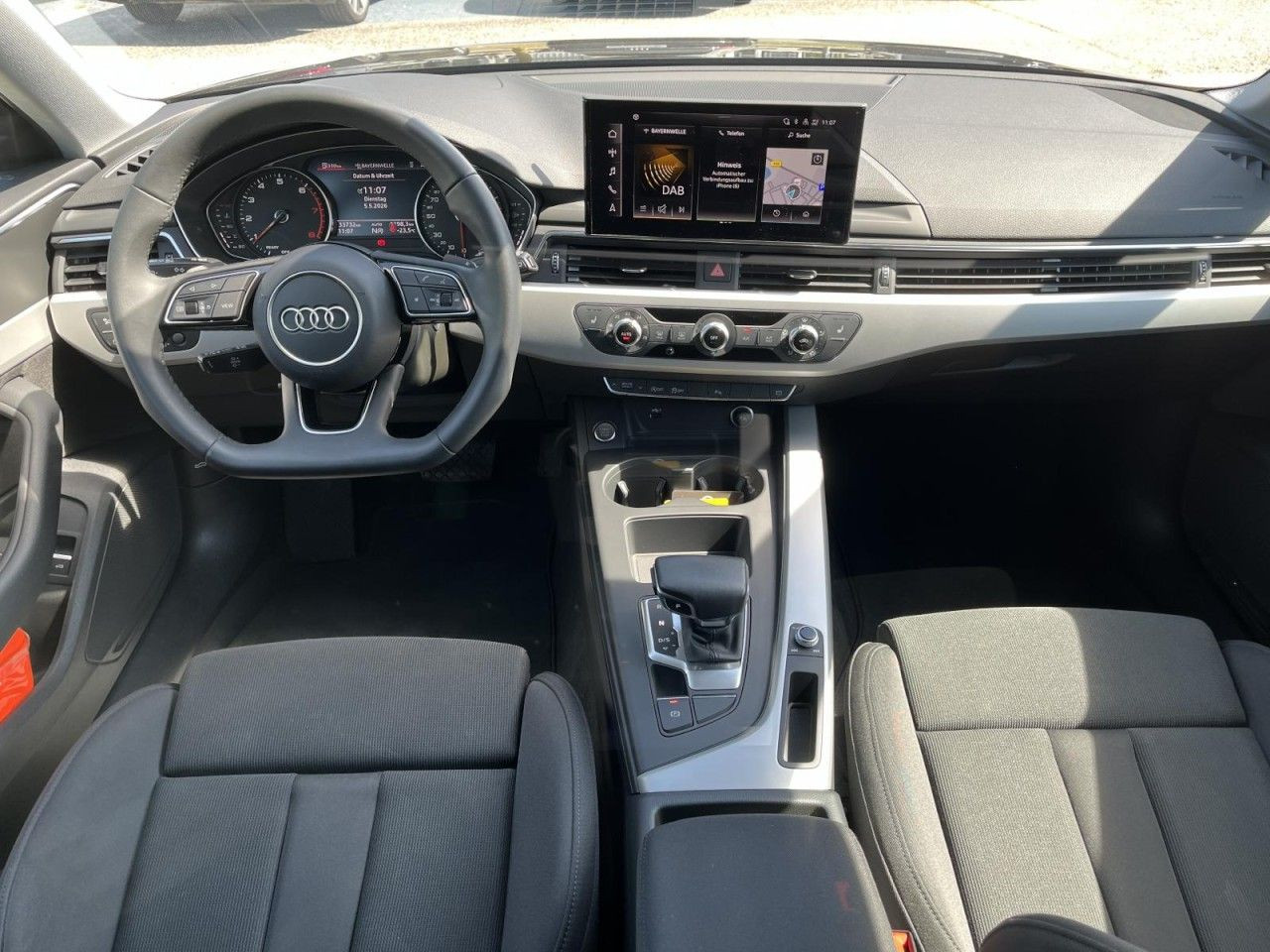 A4 Avant 40 2.0 TFSI S-Tronic (LED+Navi+AHK+R-Kamera+Sound)
