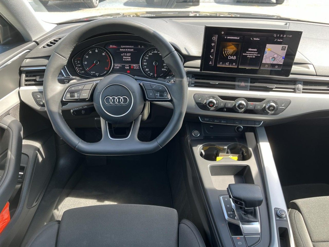 A4 Avant 40 2.0 TFSI S-Tronic (LED+Navi+AHK+R-Kamera+Sound)