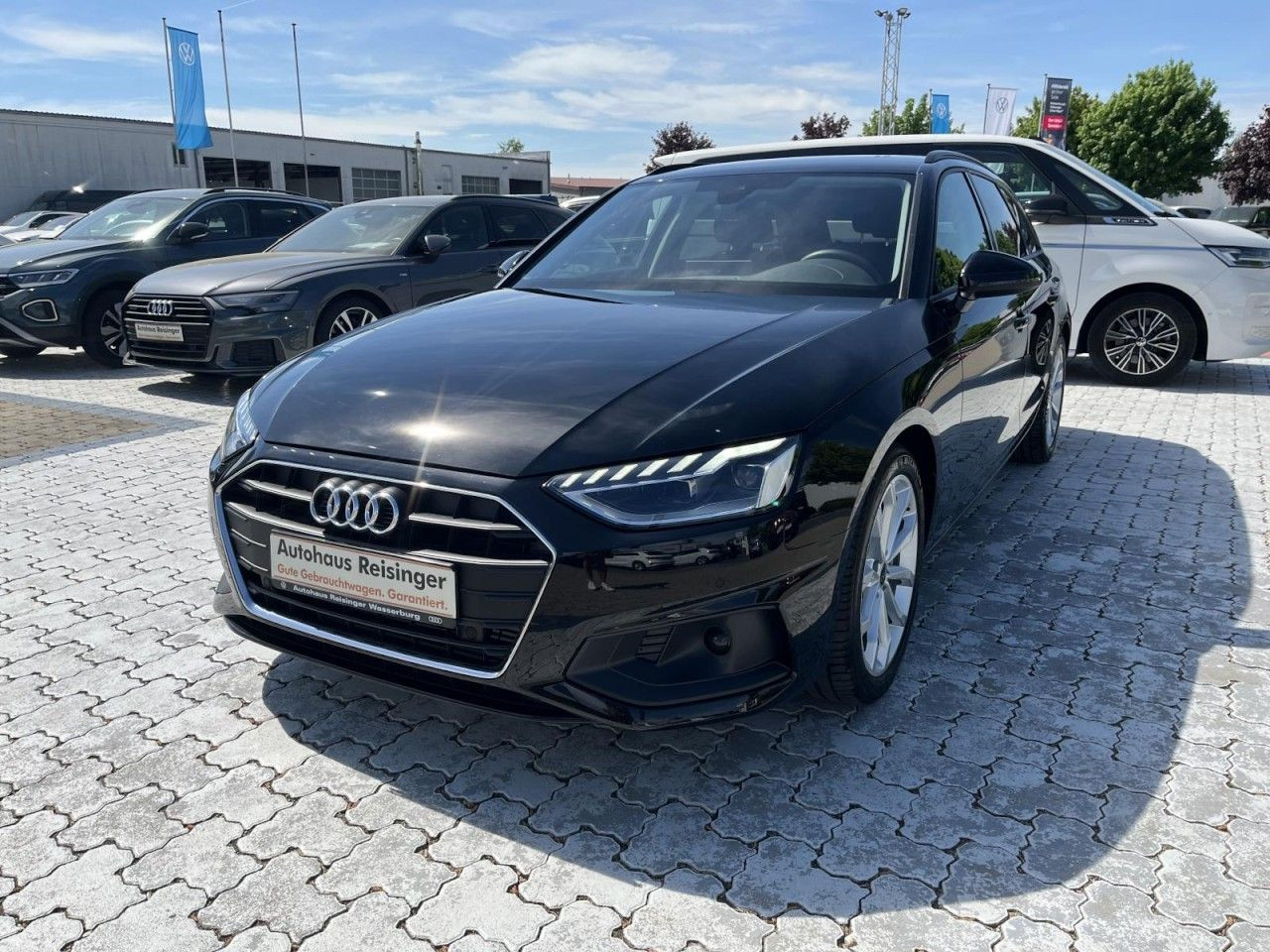 A4 Avant 40 2.0 TFSI S-Tronic (LED+Navi+AHK+R-Kamera+Sound)