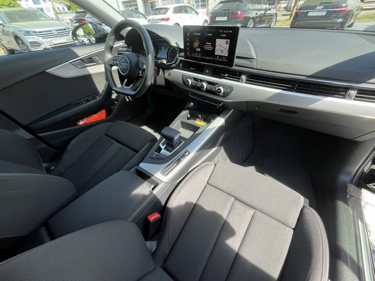 A4 Avant 40 2.0 TFSI S-Tronic (LED+Navi+AHK+R-Kamera+Sound)