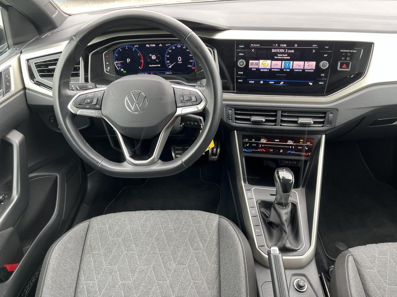 Taigo 1.0 TSI Move DSG (IQLight+NAVI+APP+AHK+ACC+RearView)