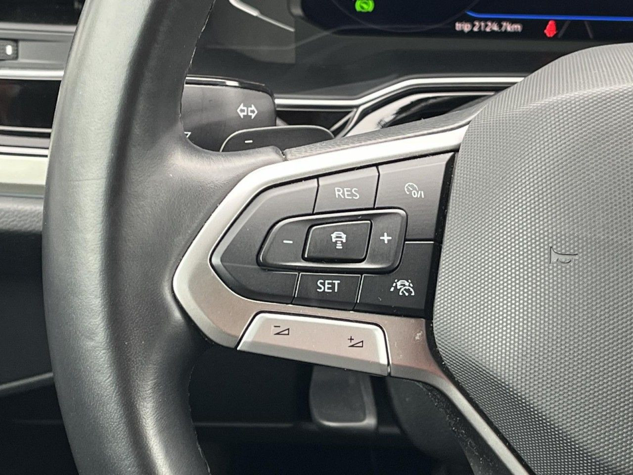 Taigo 1.0 TSI Move DSG (IQLight+NAVI+APP+AHK+ACC+RearView)