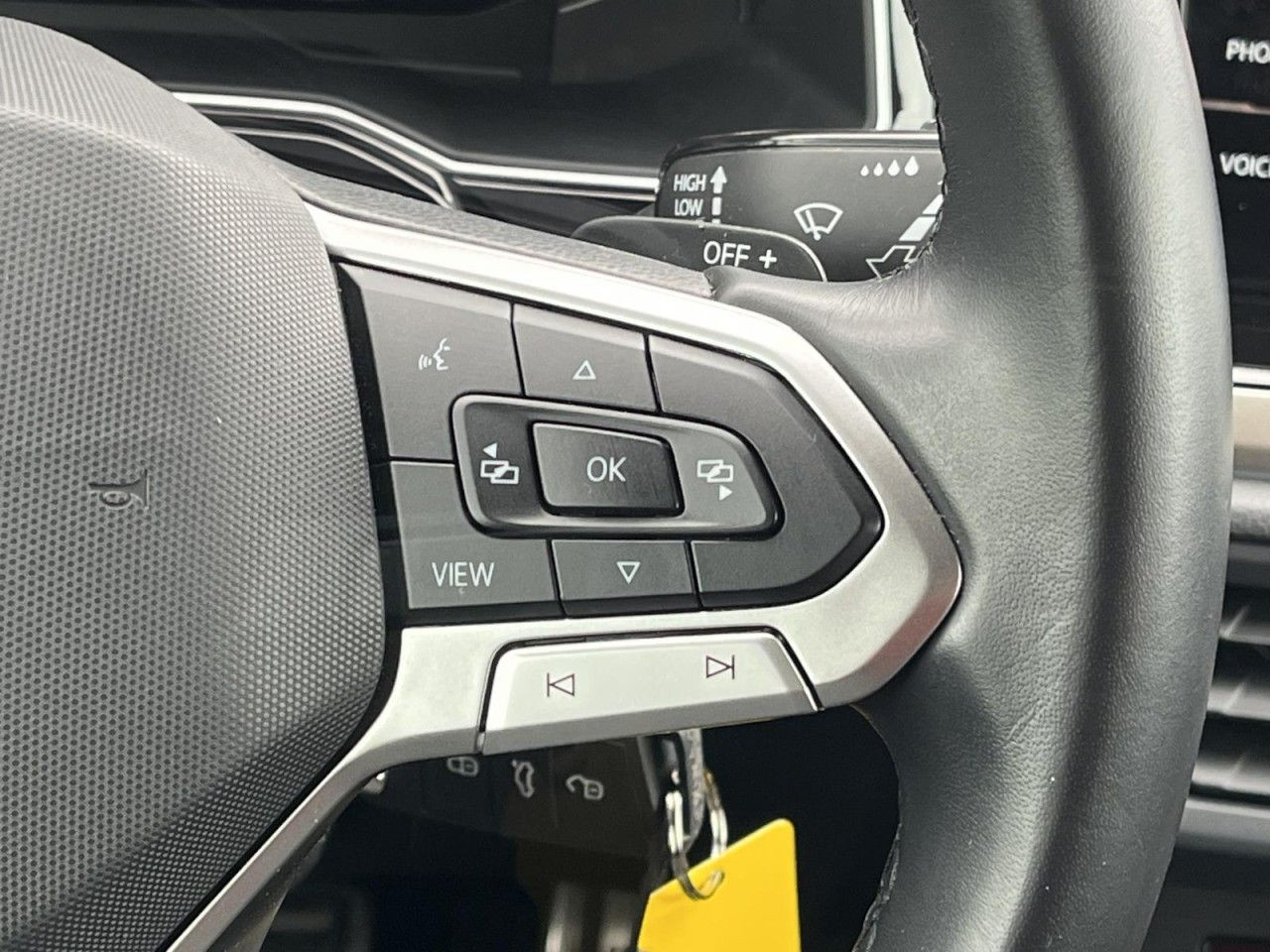 Taigo 1.0 TSI Move DSG (IQLight+NAVI+APP+AHK+ACC+RearView)