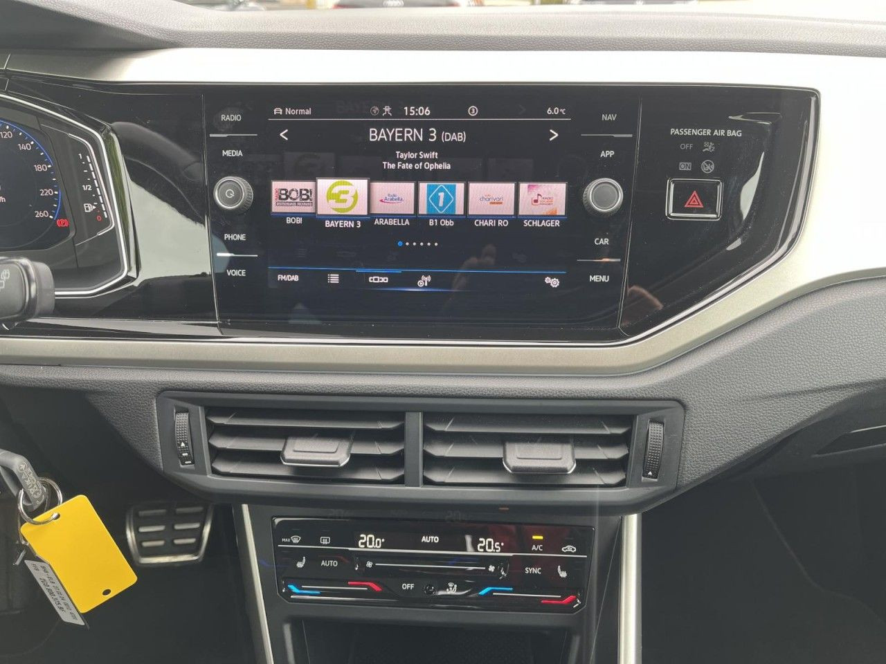 Taigo 1.0 TSI Move DSG (IQLight+NAVI+APP+AHK+ACC+RearView)