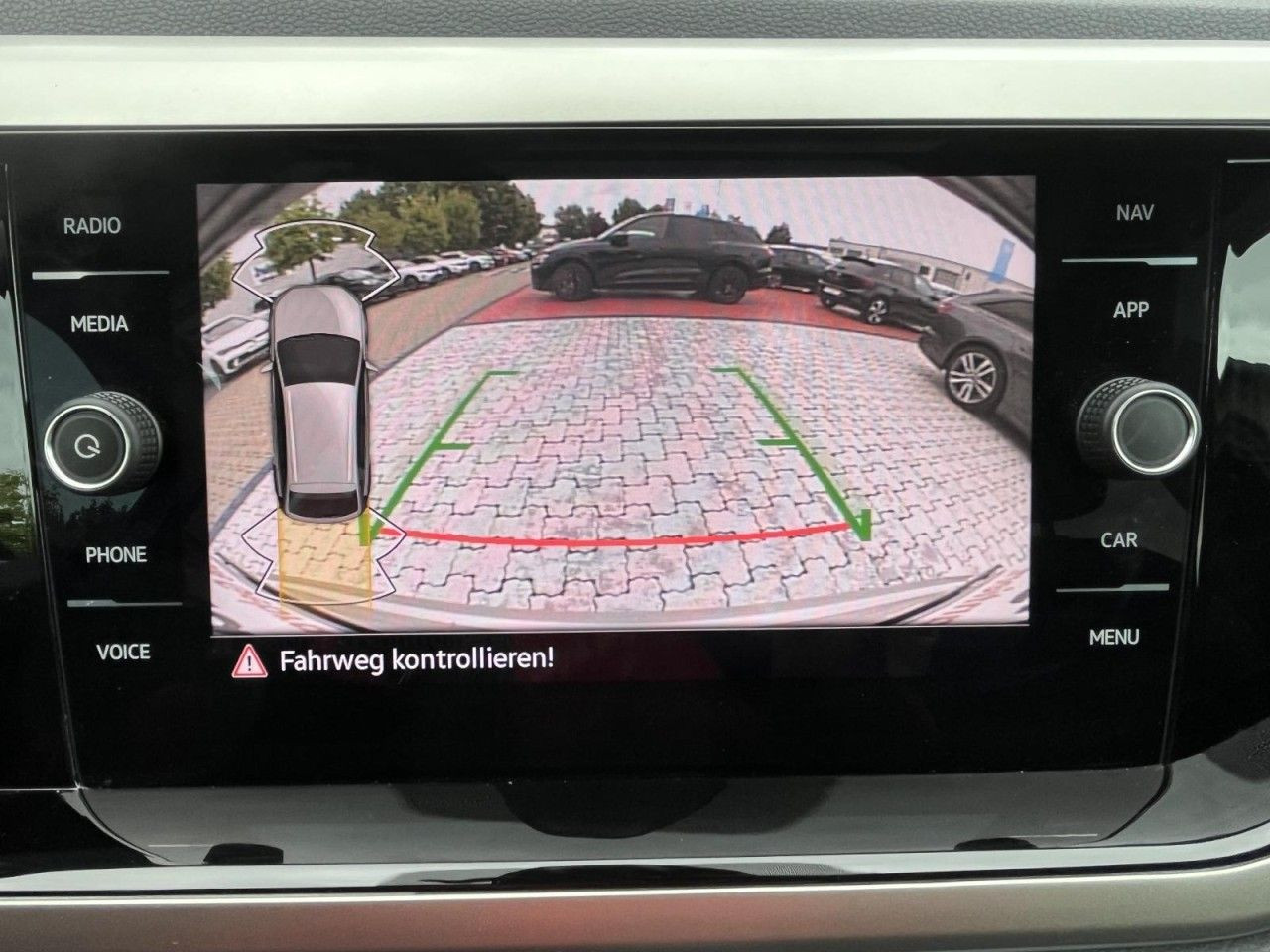 Taigo 1.0 TSI Move DSG (IQLight+NAVI+APP+AHK+ACC+RearView)