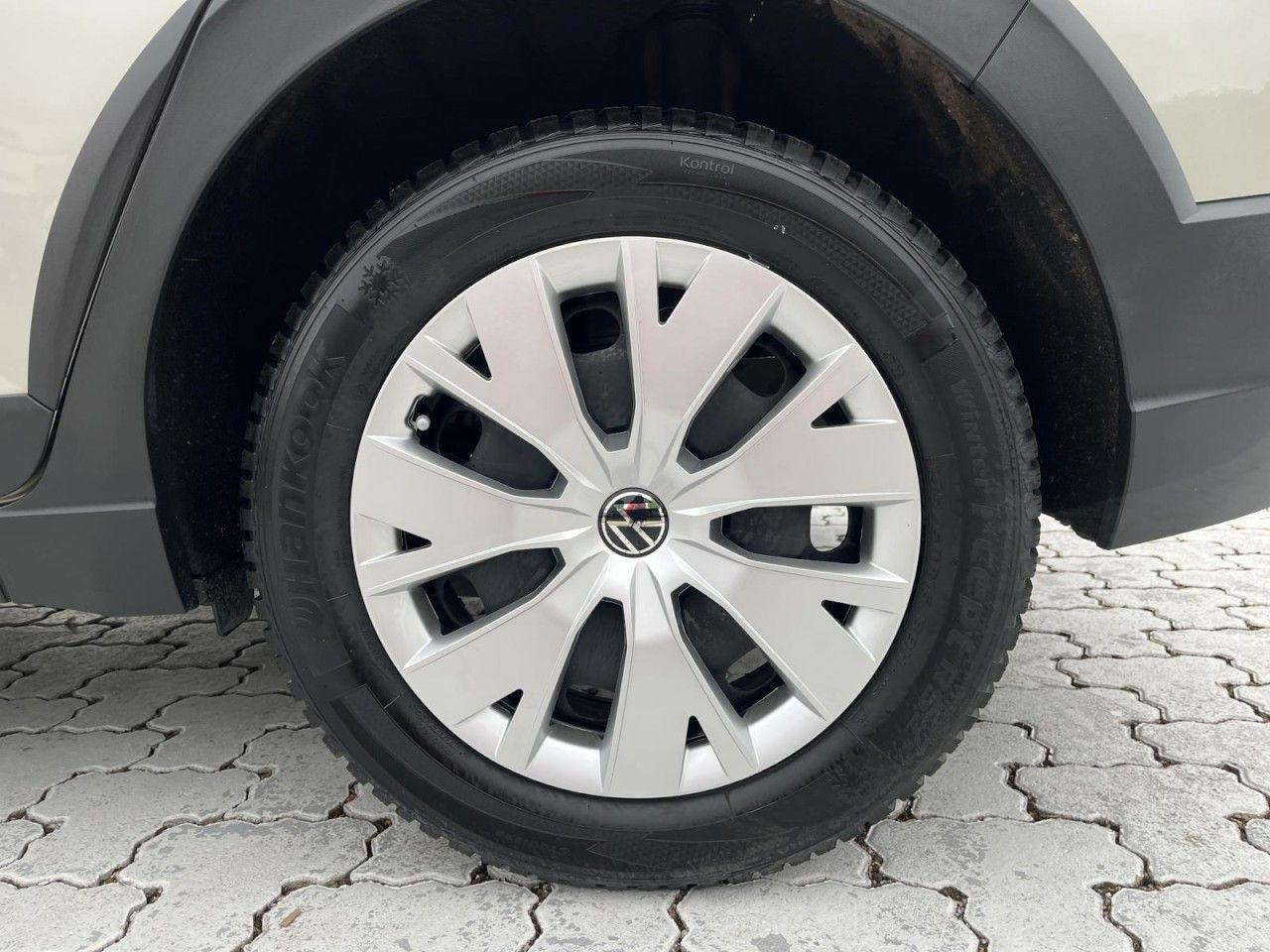 Taigo 1.0 TSI Move DSG (IQLight+NAVI+APP+AHK+ACC+RearView)