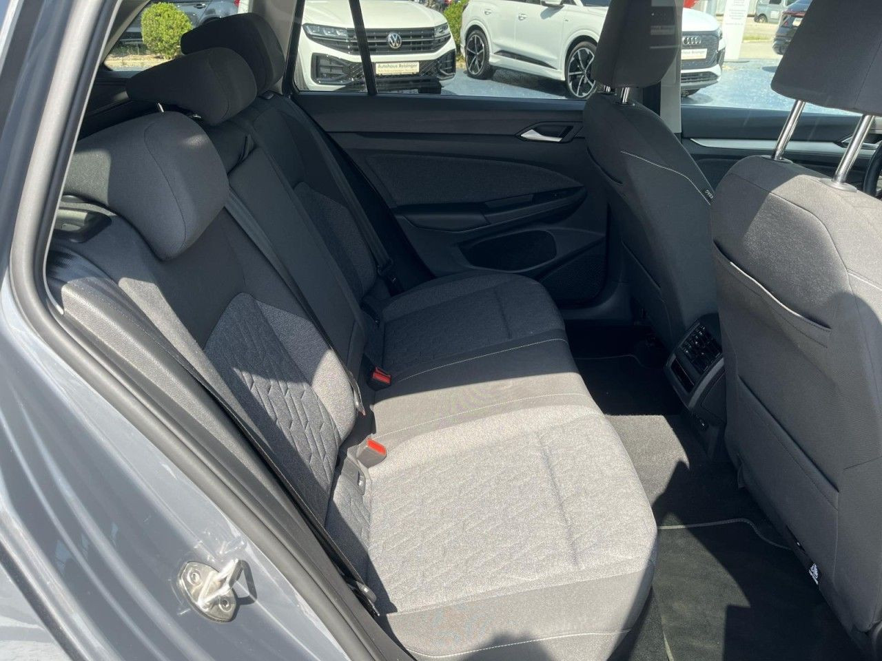 Golf VIII Variant 1.5 TSI Move (LEDPlus+NAVI+APP+RearView)