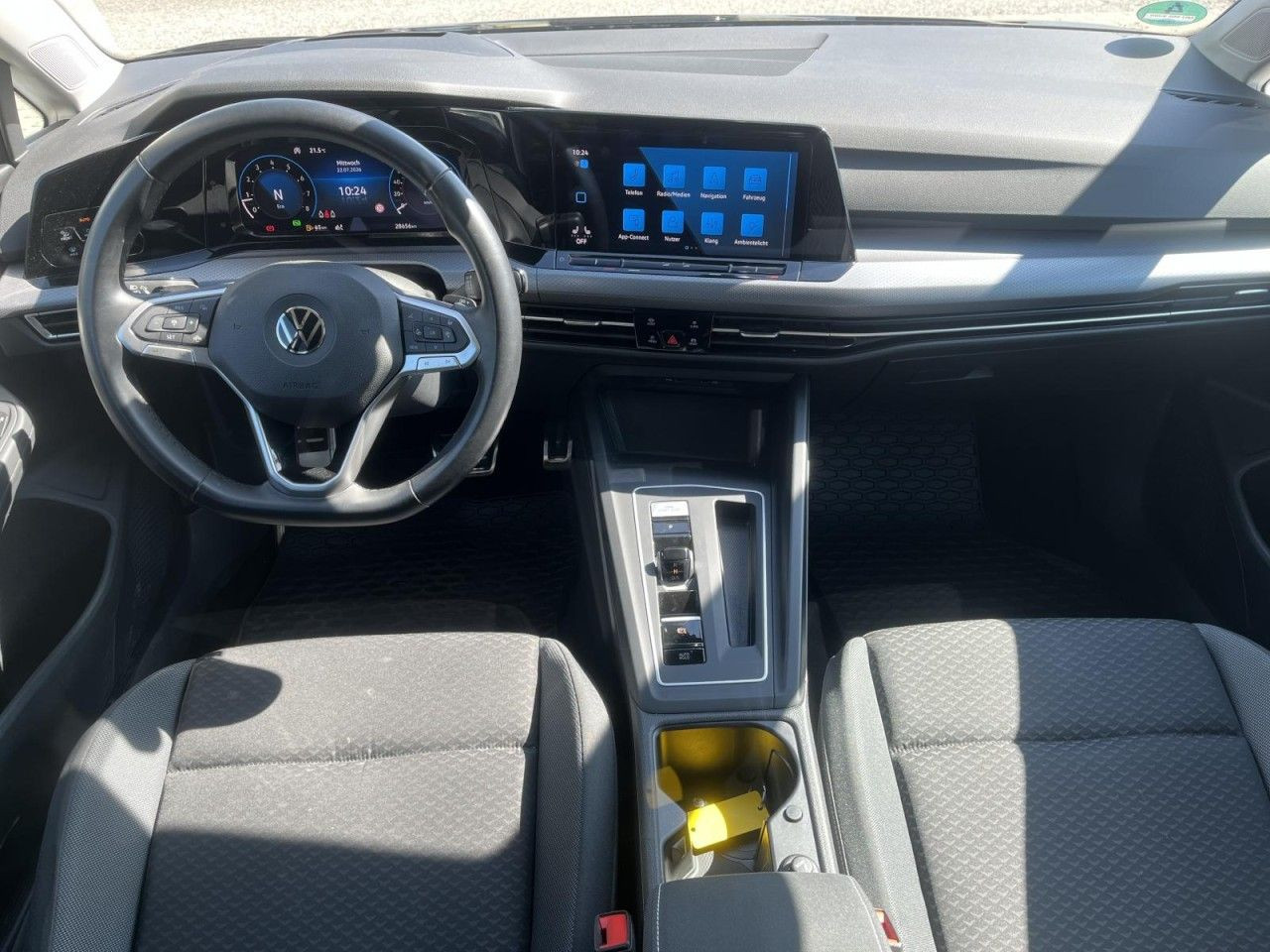 Golf VIII 1.5 eTSI Life DSG (MatrixLED+NAVI+APP+HeadUp+ACC)