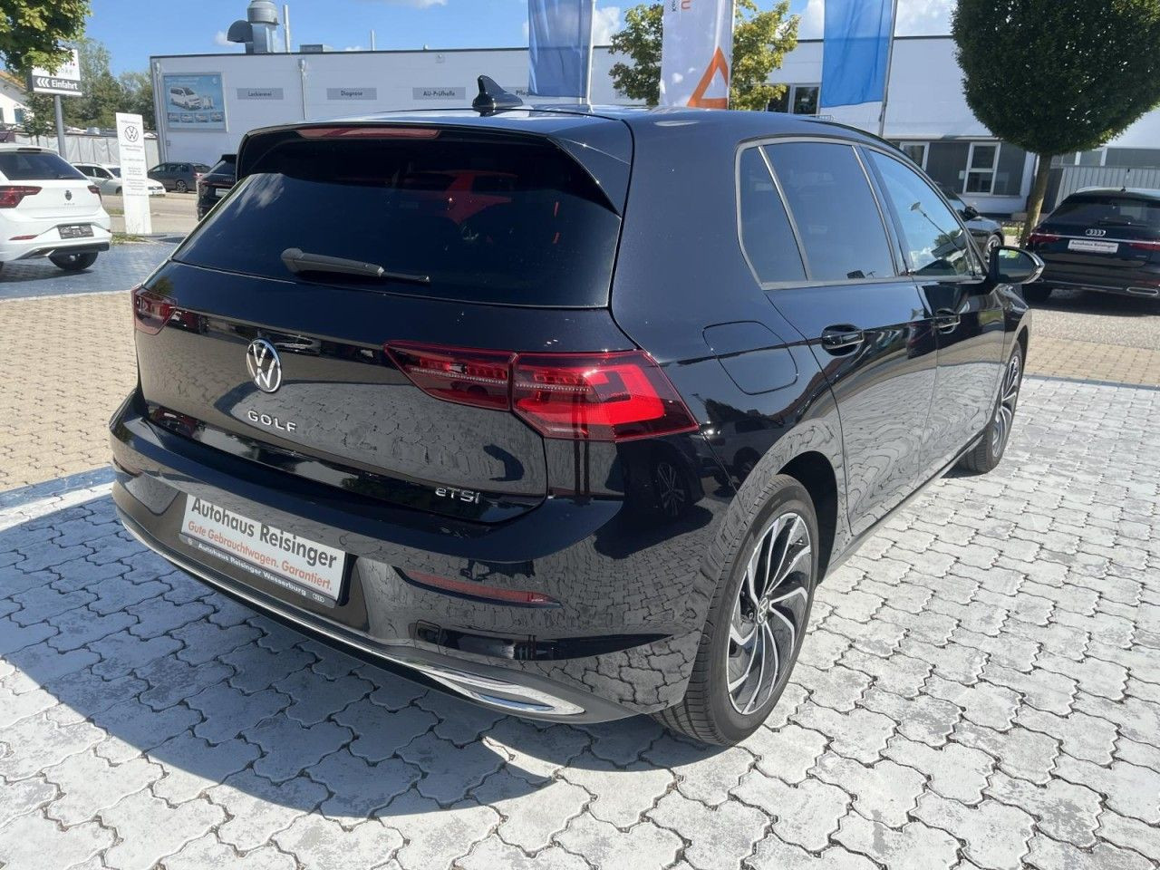 Golf VIII 1.5 eTSI Life DSG (MatrixLED+NAVI+APP+HeadUp+ACC)