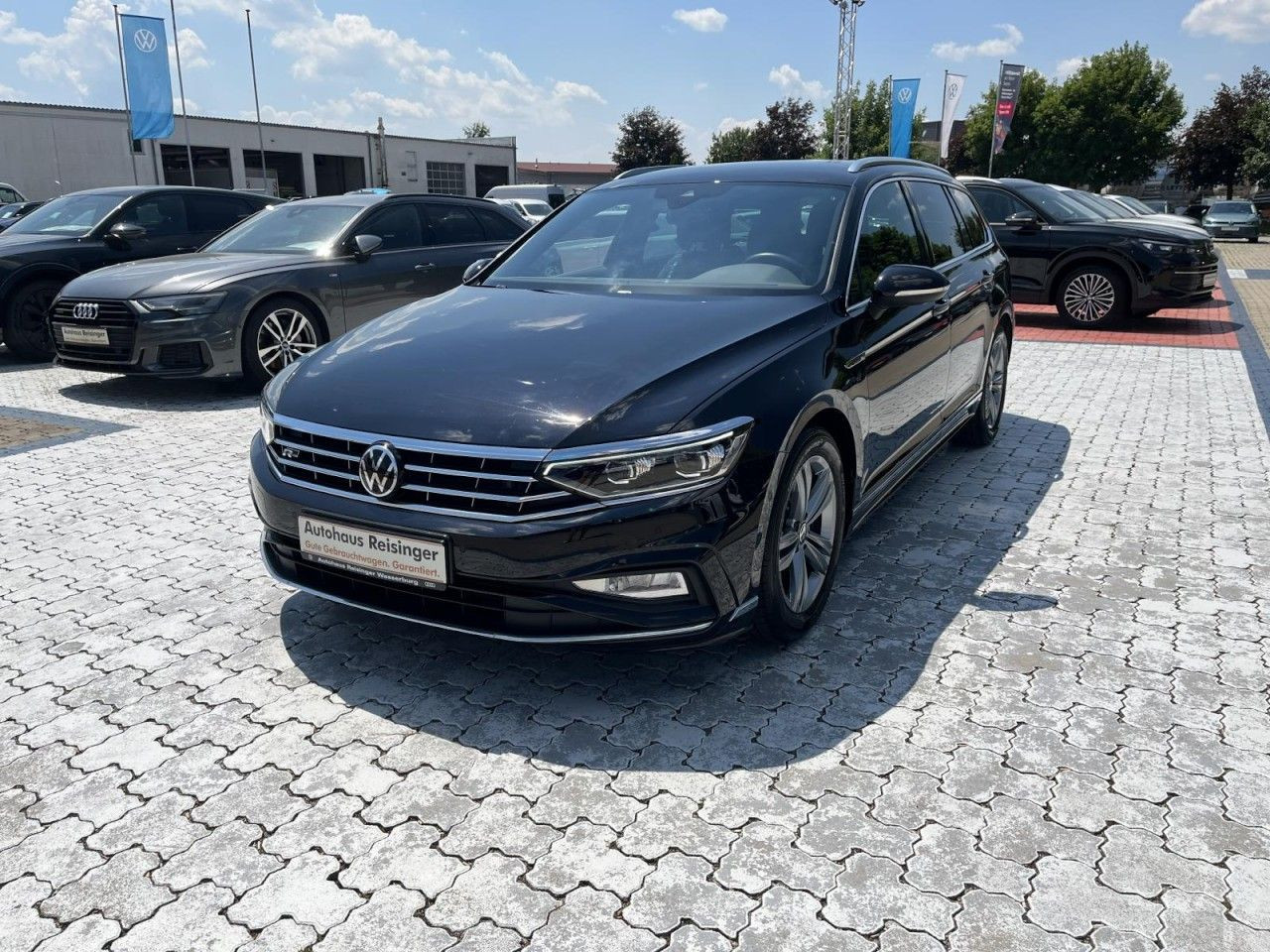 Passat Variant 2.0 TDI DSG R-Line (MatrixLED+AHK+Standh.+R-Kamera)