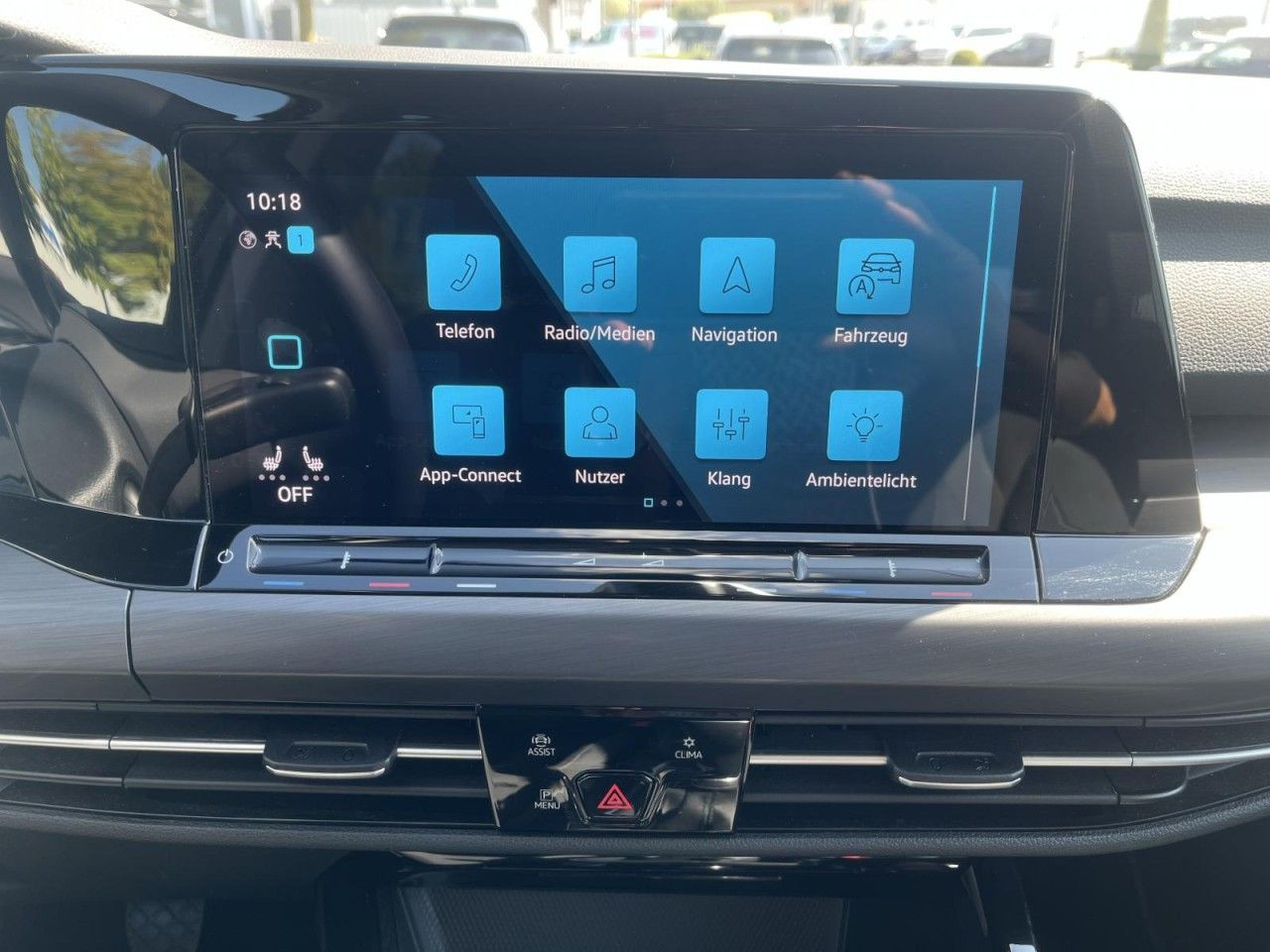 Golf VIII 1.5 TSI Style (LEDPlus+NAVI+APP+ACC+HeadUp+RearView+Sounds.)