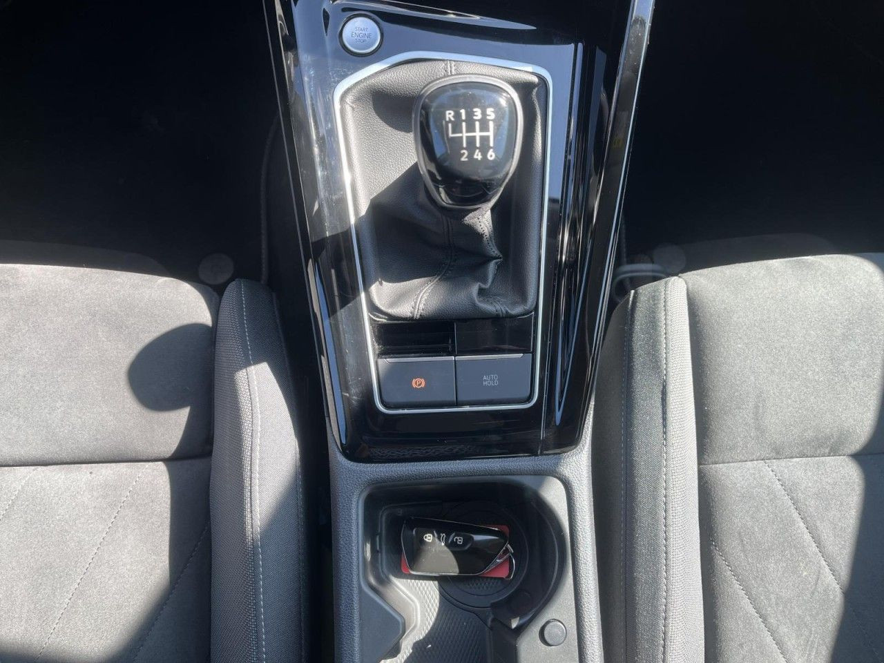 Golf VIII 1.5 TSI Style (LEDPlus+NAVI+APP+ACC+HeadUp+RearView+Sounds.)