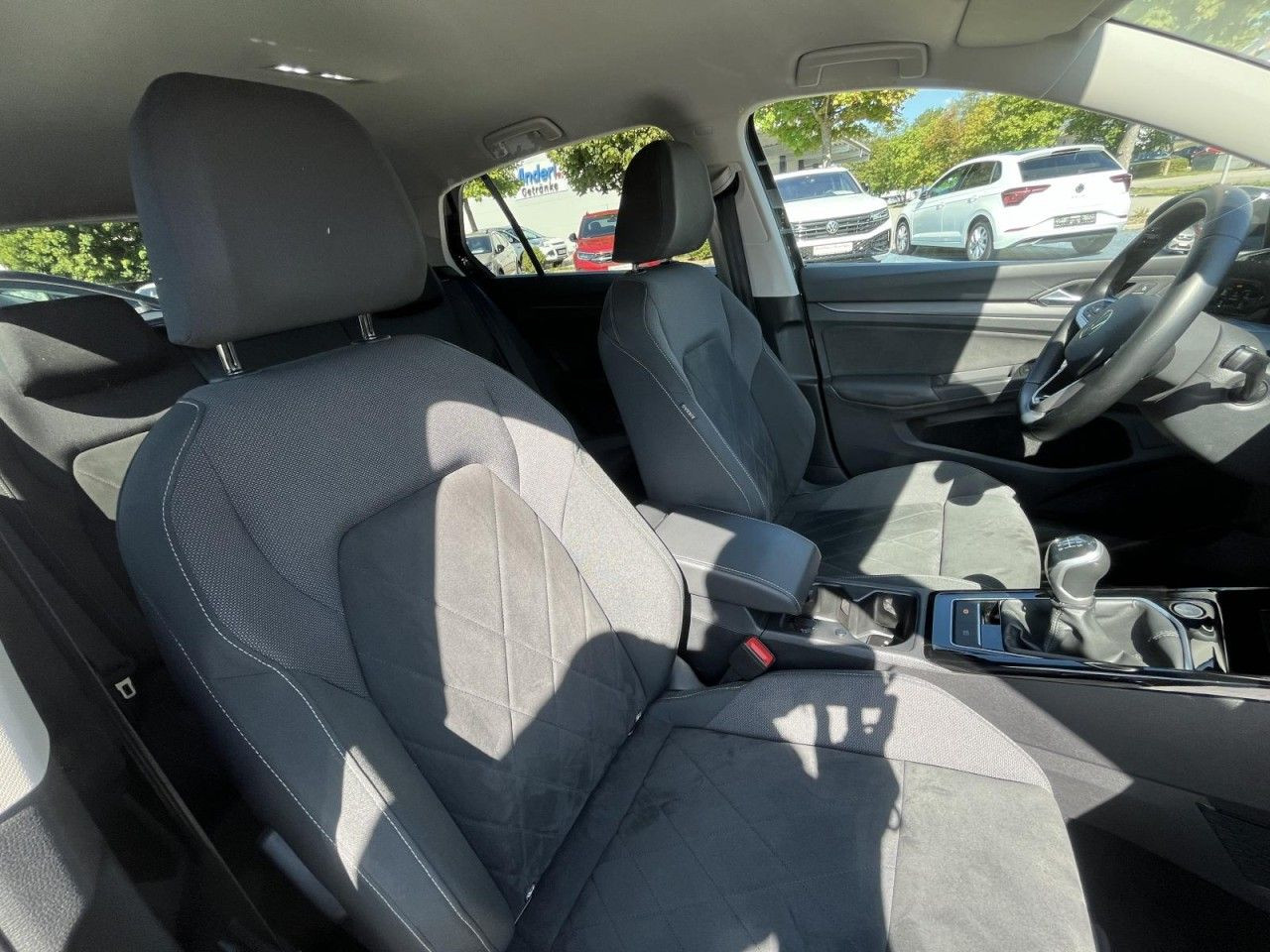 Golf VIII 1.5 TSI Style (LEDPlus+NAVI+APP+ACC+HeadUp+RearView+Sounds.)