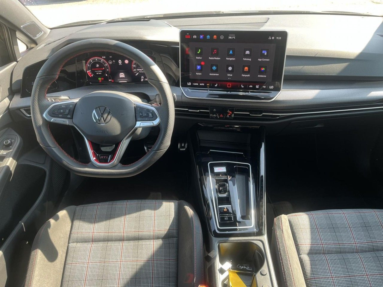 Golf VIII GTI 2.0 TSI DSG (IQ.Light+Head-up+DCC)