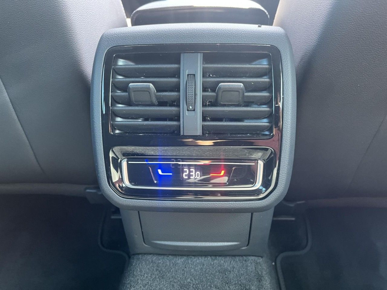 Passat Variant 2.0 TDI Alltrack 4Motion DSG (MatrixLED+NAVI+APP+AHK+ACC)