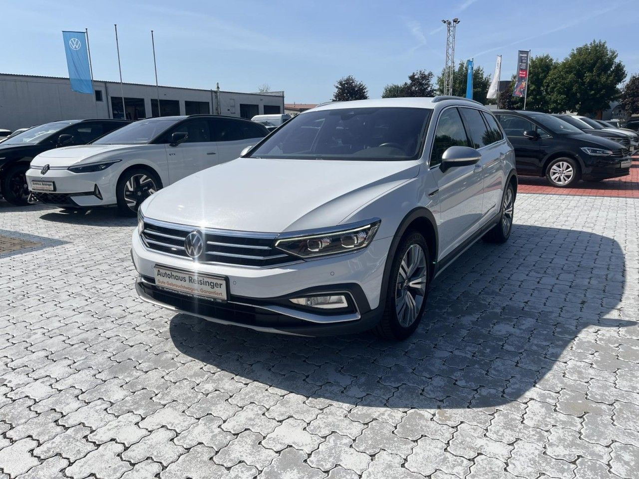 Passat Variant 2.0 TDI Alltrack 4Motion DSG (MatrixLED+NAVI+APP+AHK+ACC)