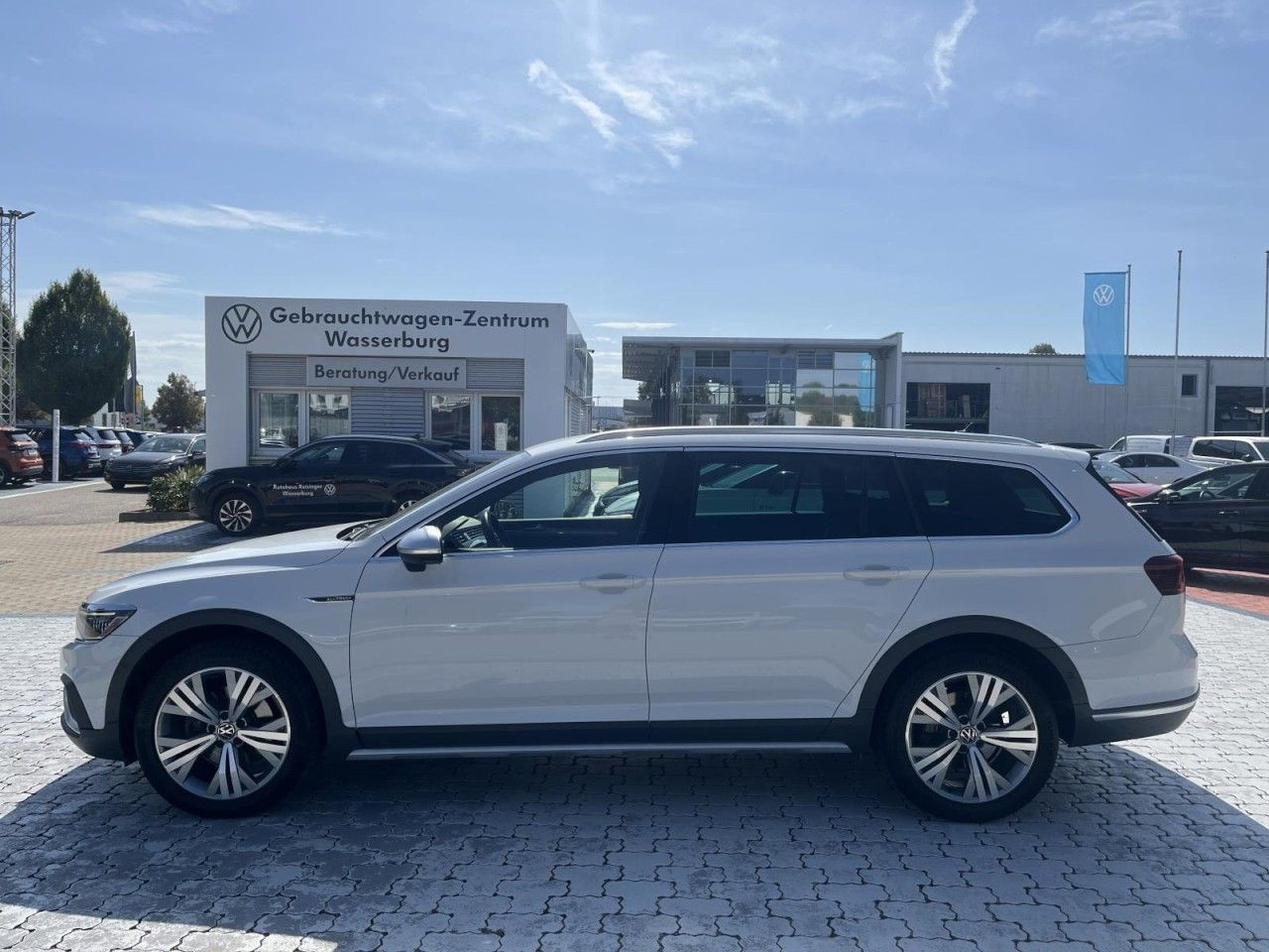 Passat Variant 2.0 TDI Alltrack 4Motion DSG (MatrixLED+NAVI+APP+AHK+ACC)
