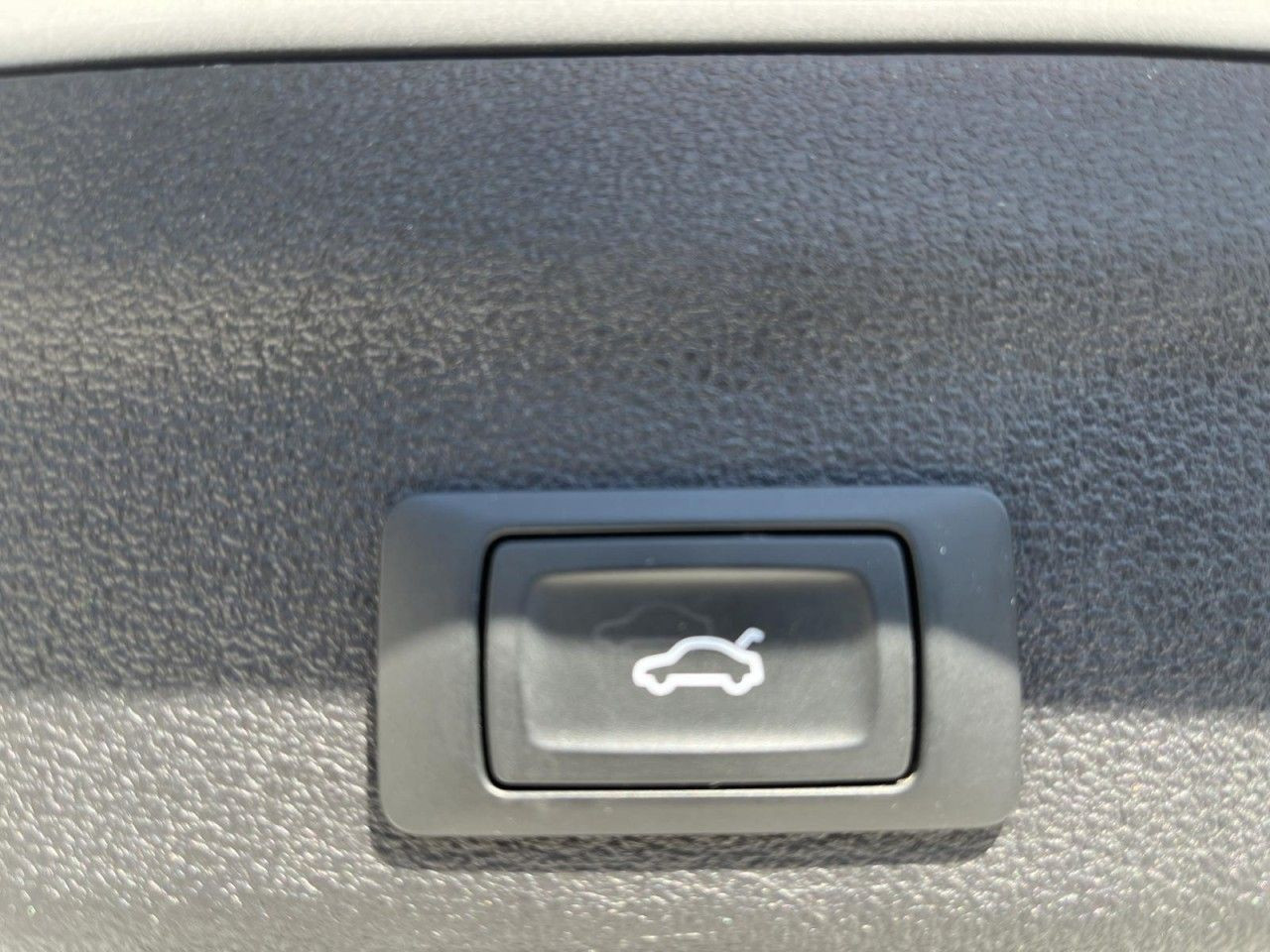 A6 Avant 40 2.0 TDI S tronic quattro (Navi+LED+PDC)