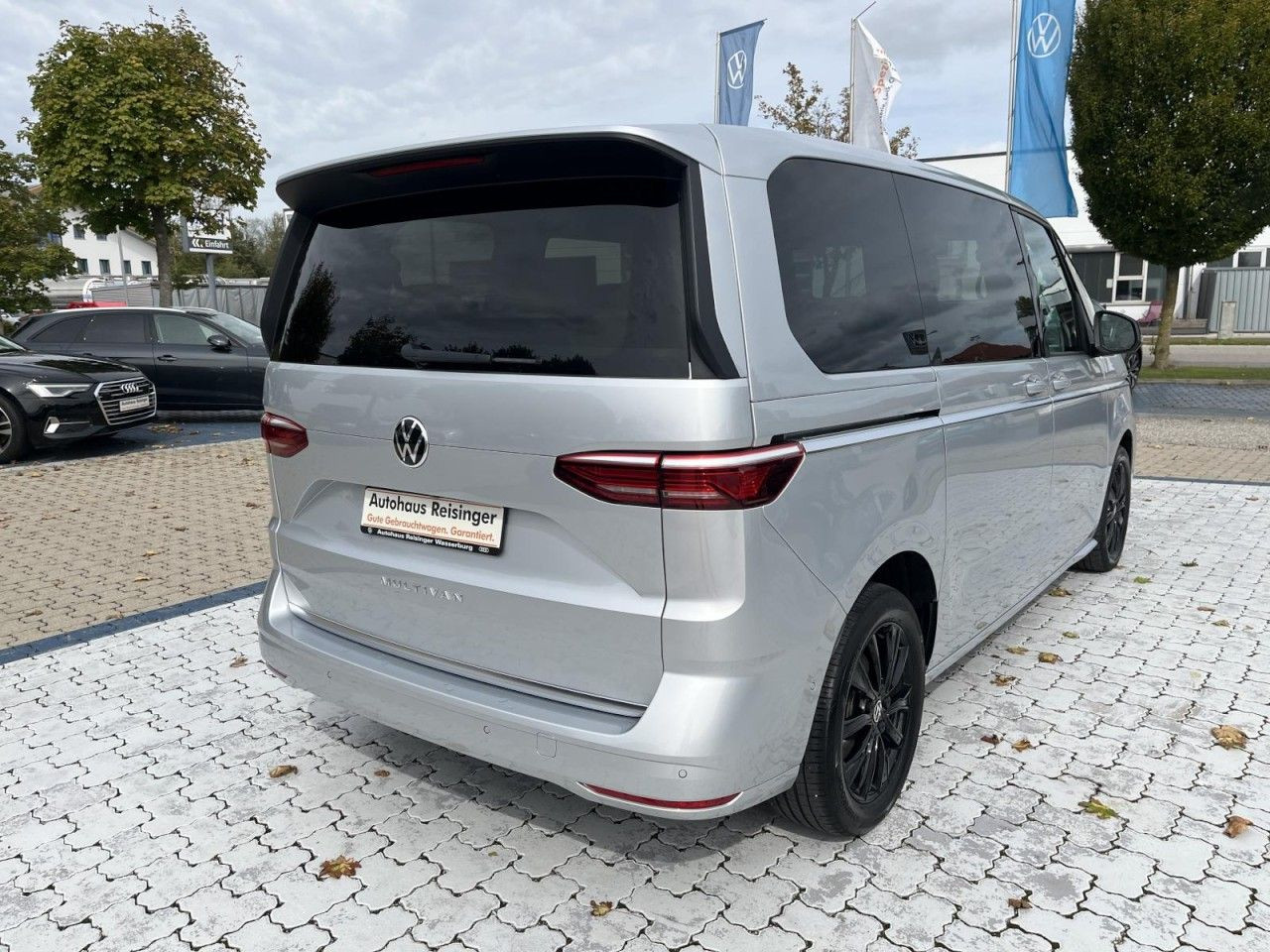 T7 Multivan 2.0 TDI DSG Style (Leder+STH+AHK+Head-Up)