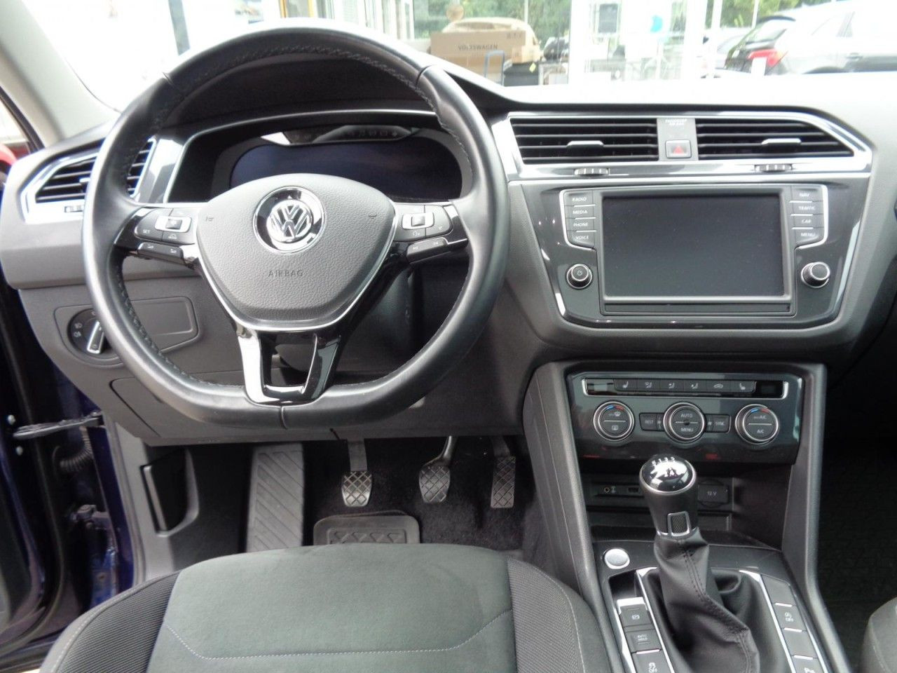Tiguan 2.0 TDI 4Motion Highline (LED, Pano, Navi, AID, PDC)