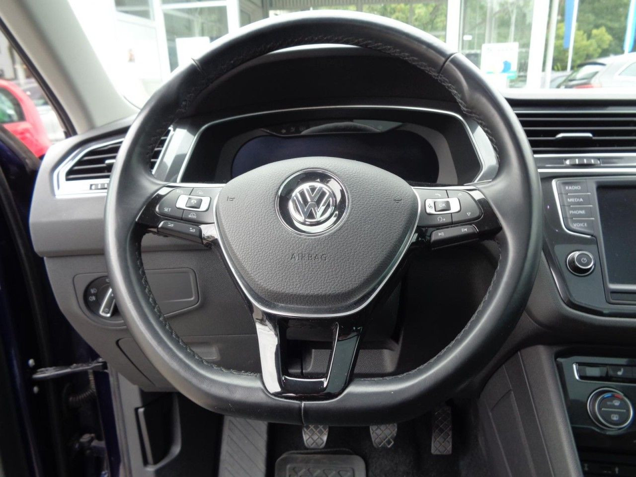 Tiguan 2.0 TDI 4Motion Highline (LED, Pano, Navi, AID, PDC)
