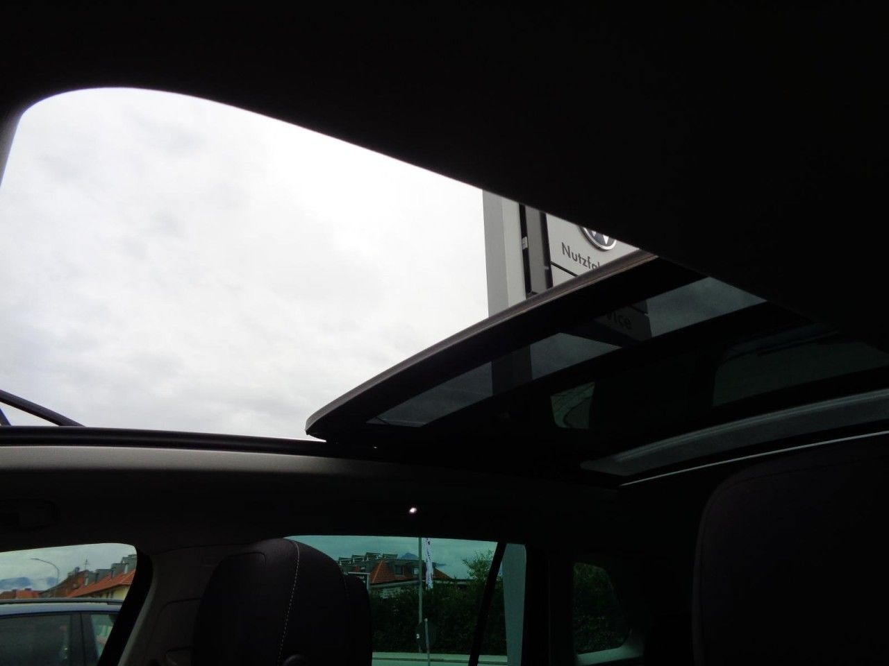 Tiguan 2.0 TDI 4Motion Highline (LED, Pano, Navi, AID, PDC)